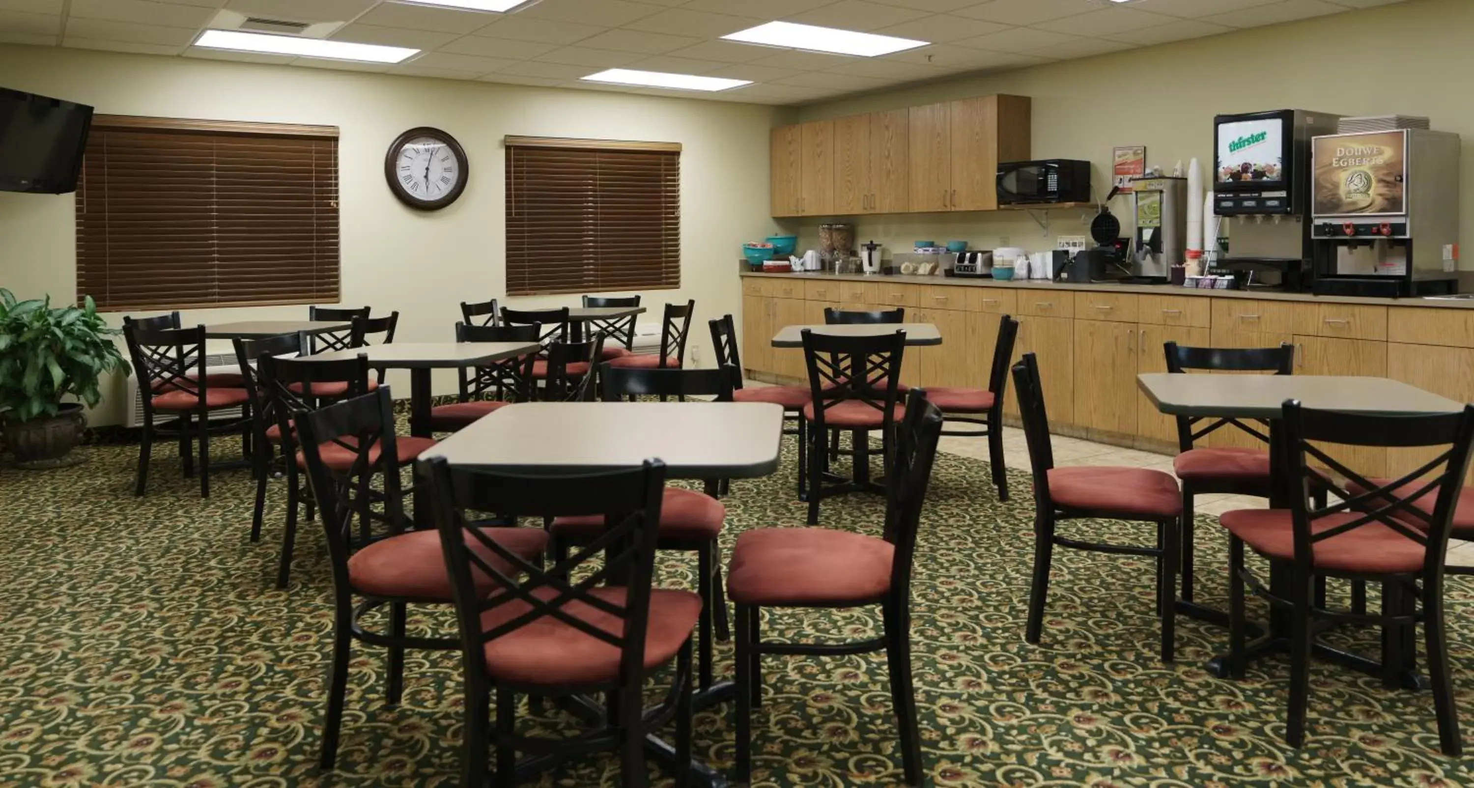 American breakfast, Restaurant/Places to Eat in Supertel Inn & Conference Center