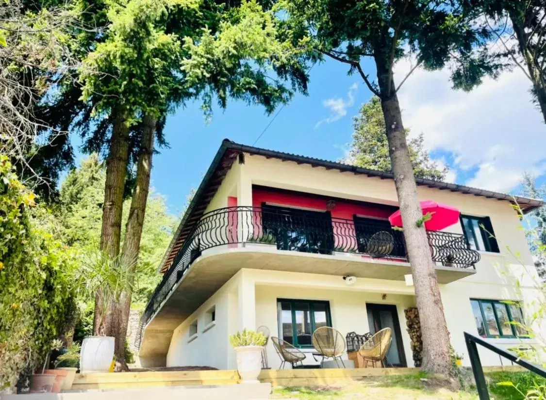 Balcony/Terrace, Property Building in La Madeleine