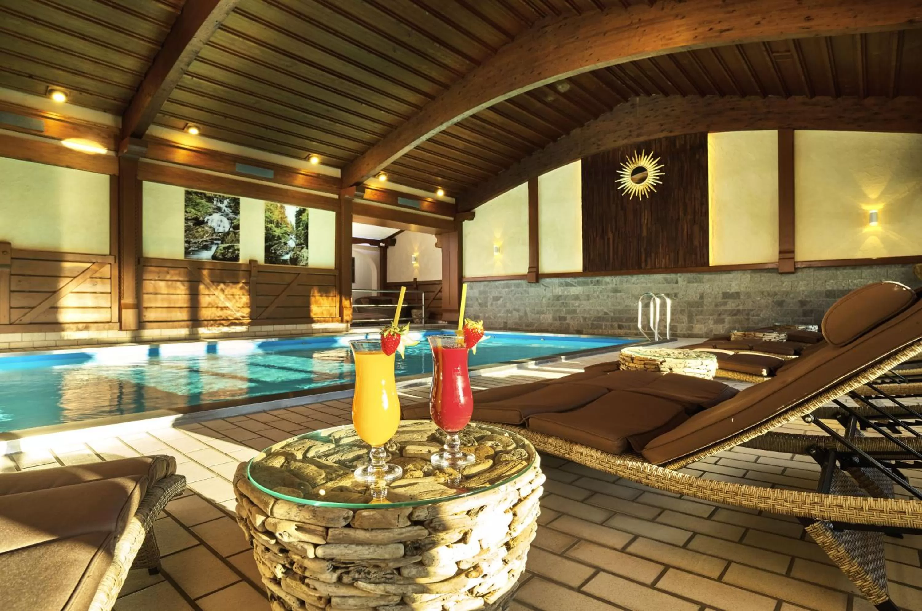 Swimming pool in Wander- und Aktivhotel Adam Bräu