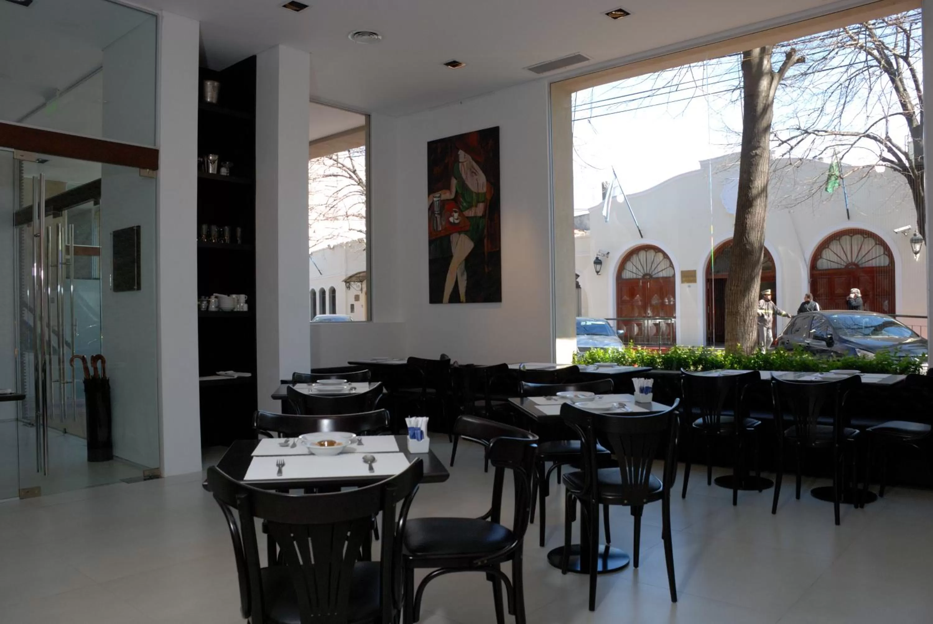 Restaurant/places to eat in San Isidro Plaza Hotel