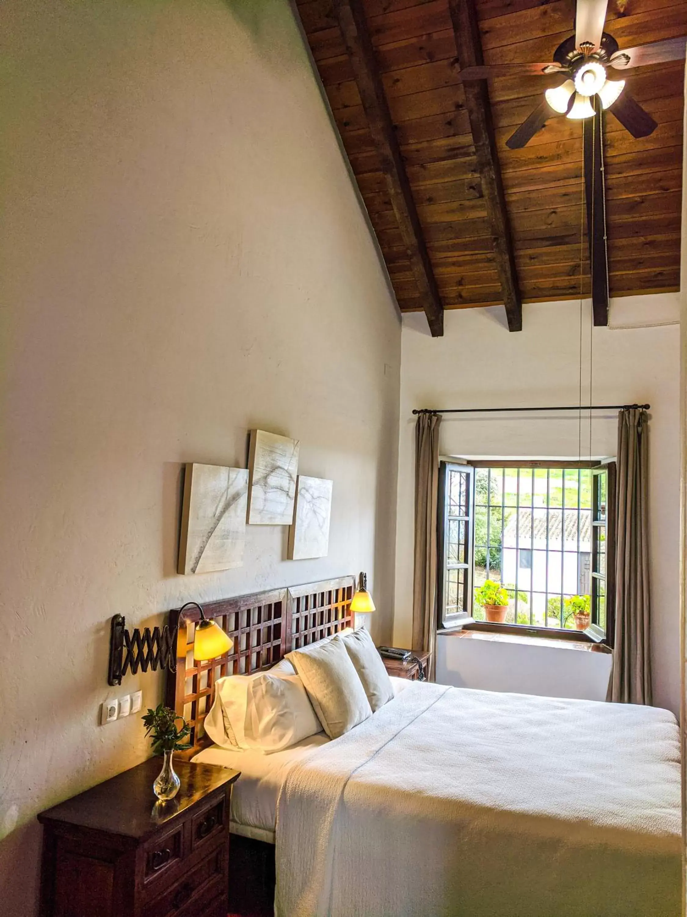 Double Room with Spa Bath in Hotel Fuente del Sol Double Room with Spa Bath in Hotel Fuente del Sol