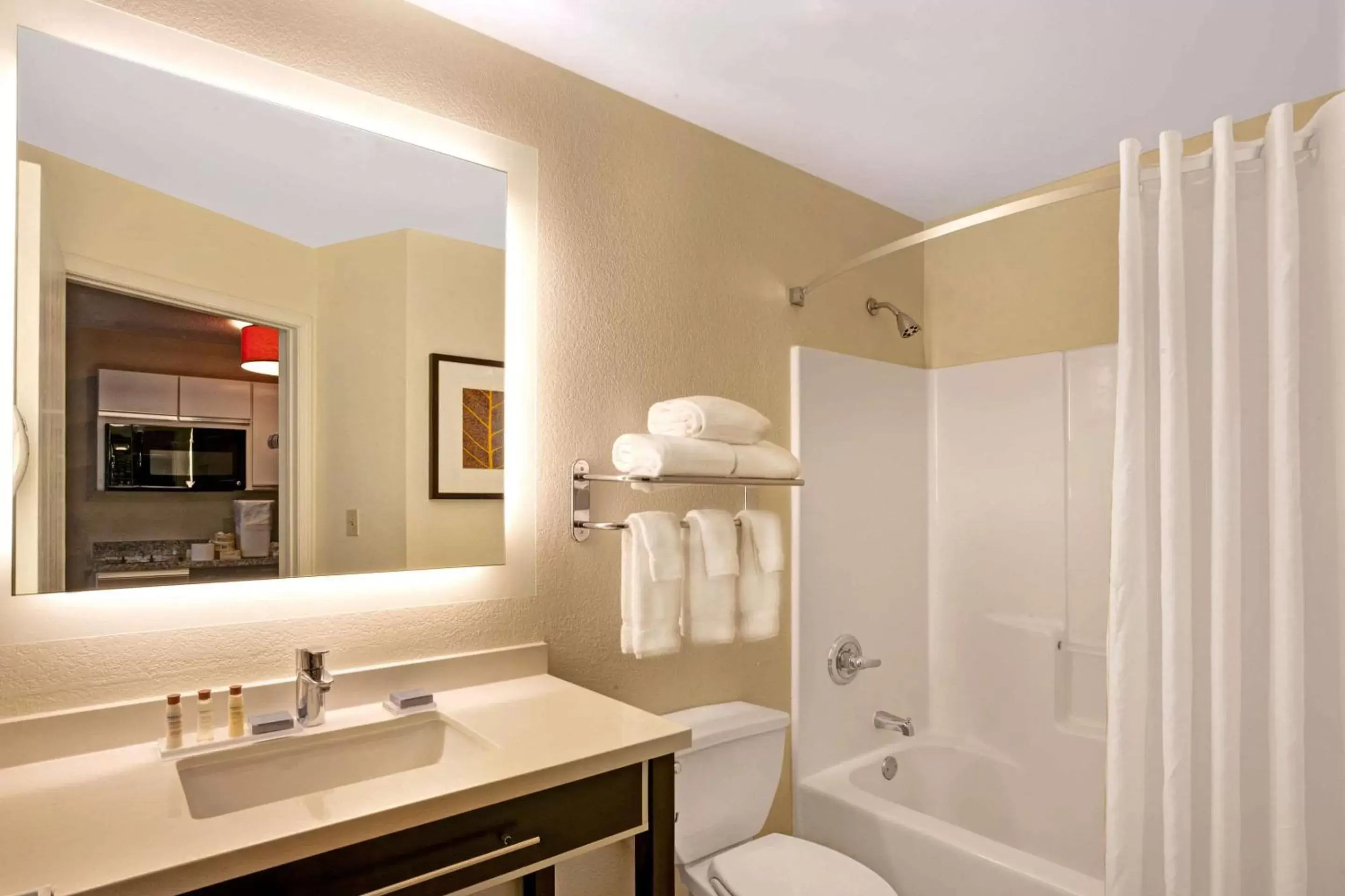 Bedroom, Bathroom in MainStay Suites Louisville Jeffersontown