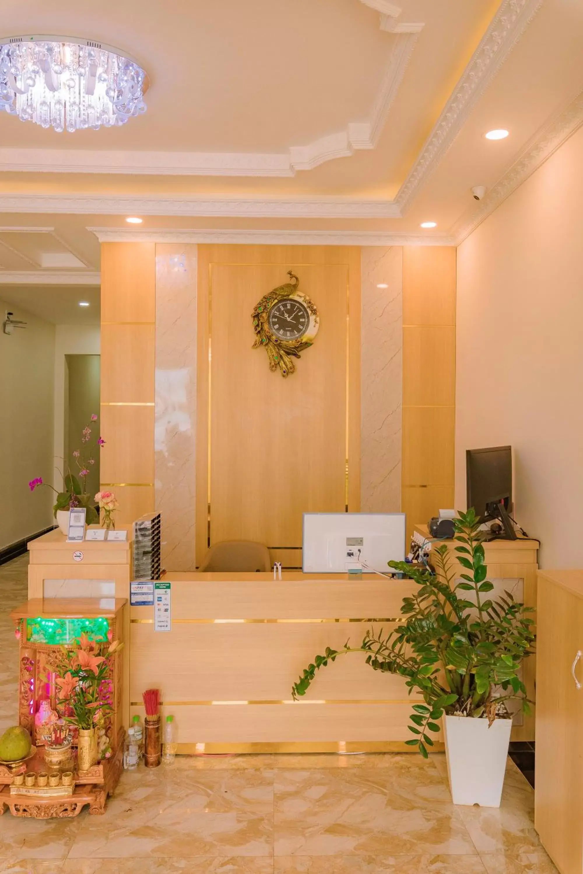 Lobby or reception in Khanh Uyen 1 Hotel Lobby or reception in Khanh Uyen 1 Hotel