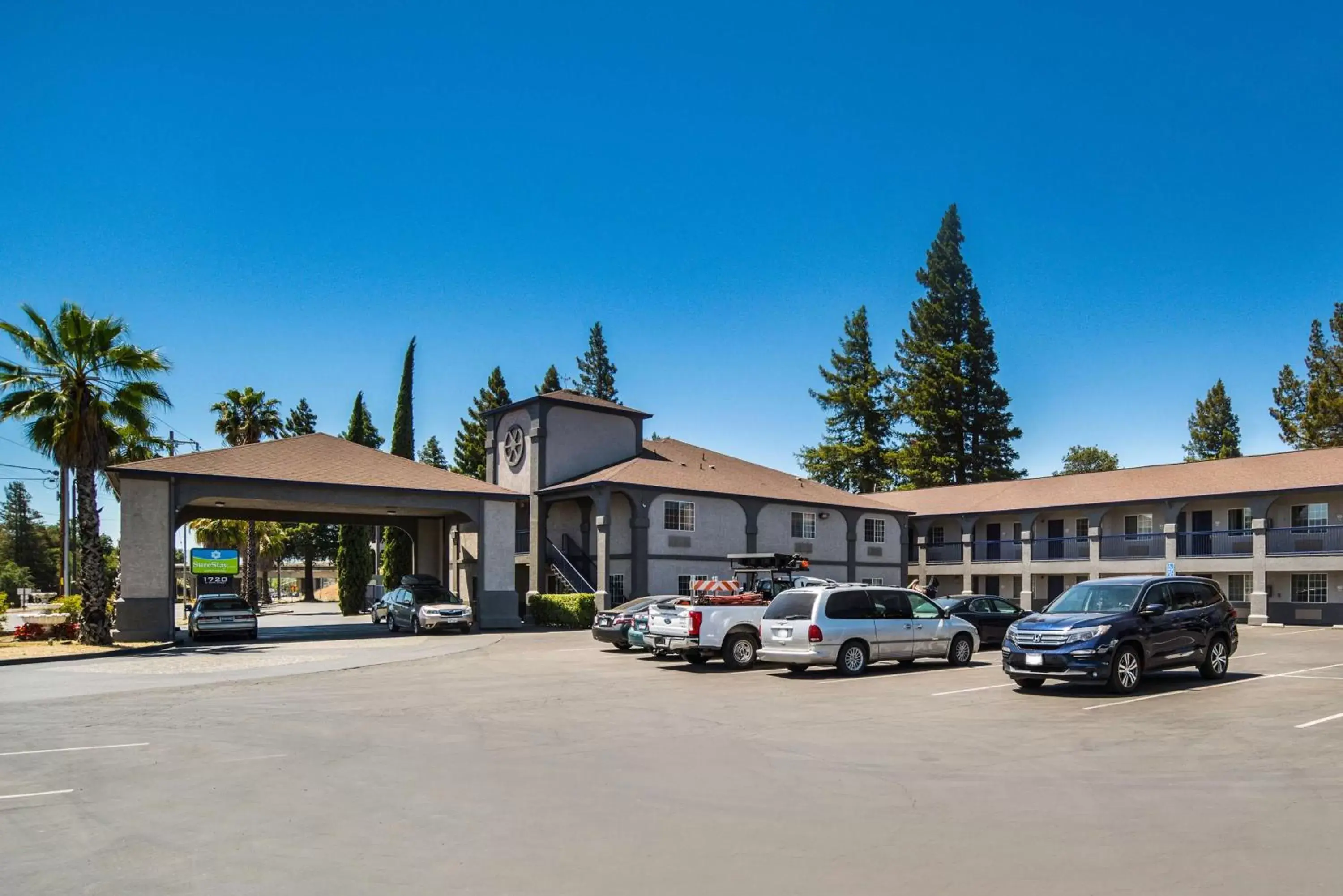 Property Building in SureStay Hotel by Best Western Ukiah