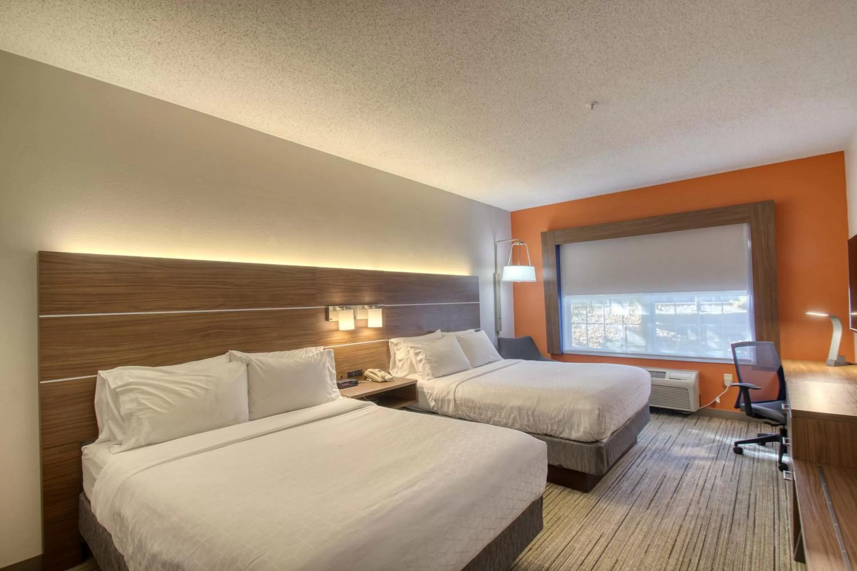 Photo of the whole room, Bed in Holiday Inn Express Hotel & Suites Oshkosh - State Route 41 by IHG