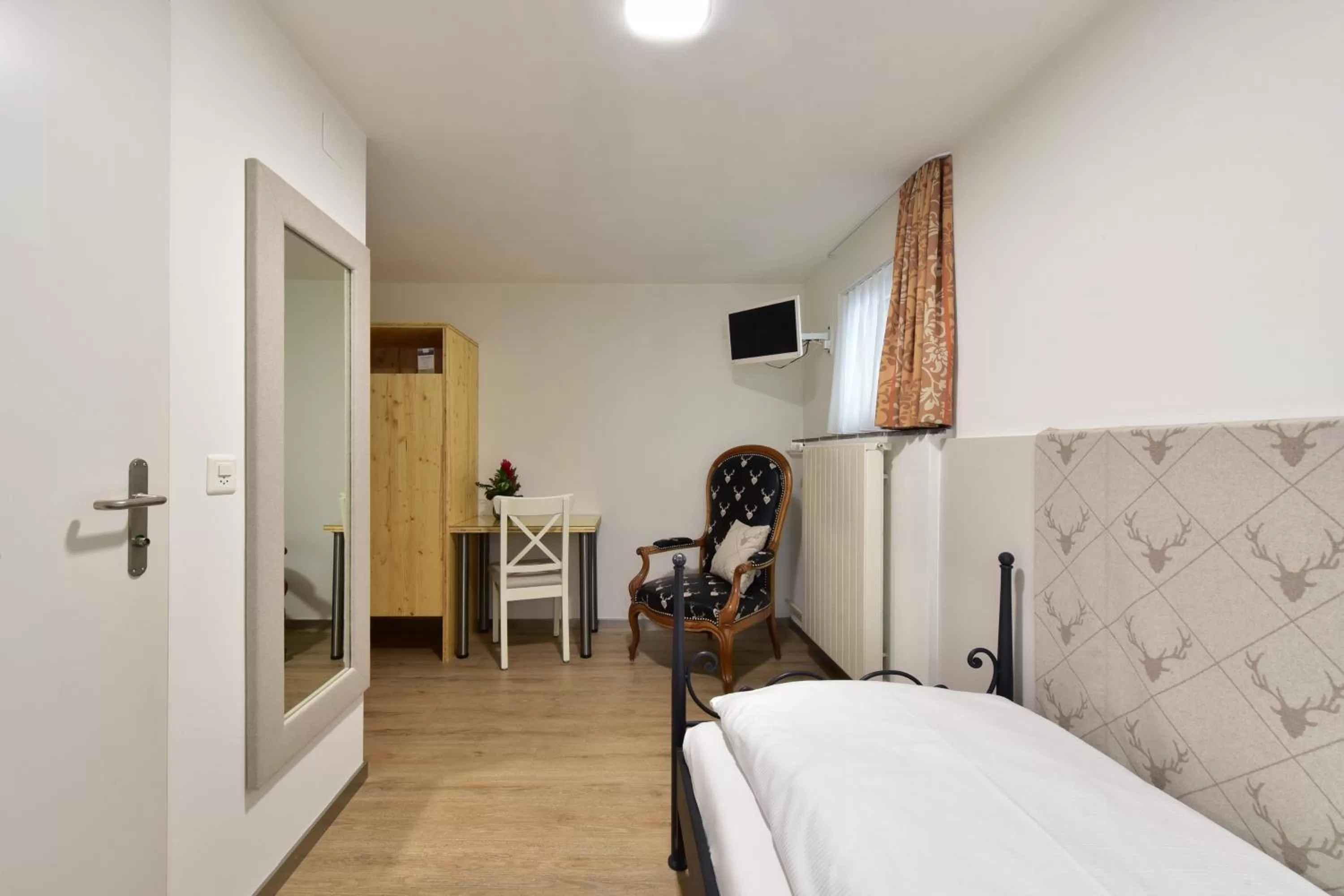 Photo of the whole room, Bed in Hotel Hirschen