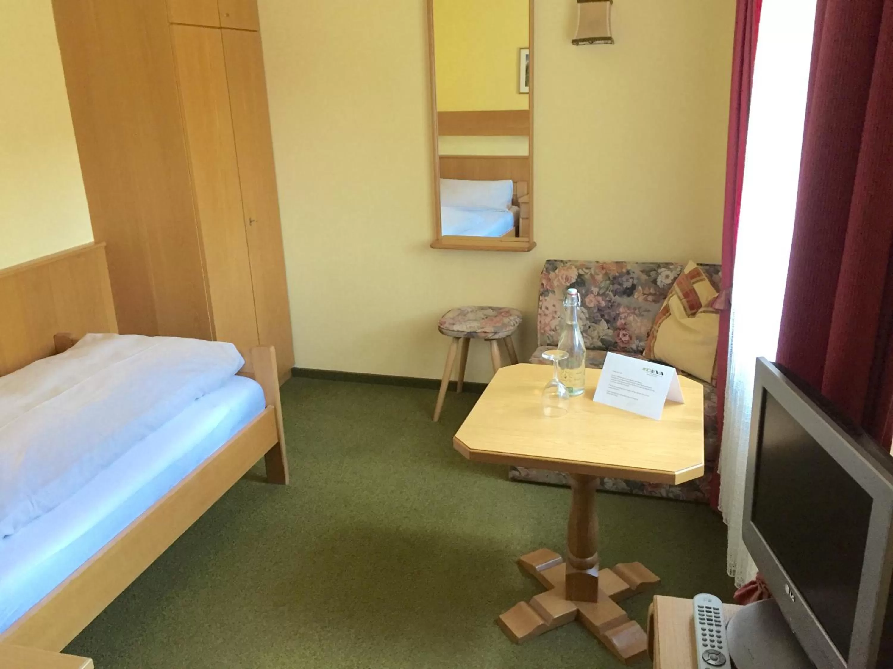 Bedroom, Bed in Hotel Sonnleiten