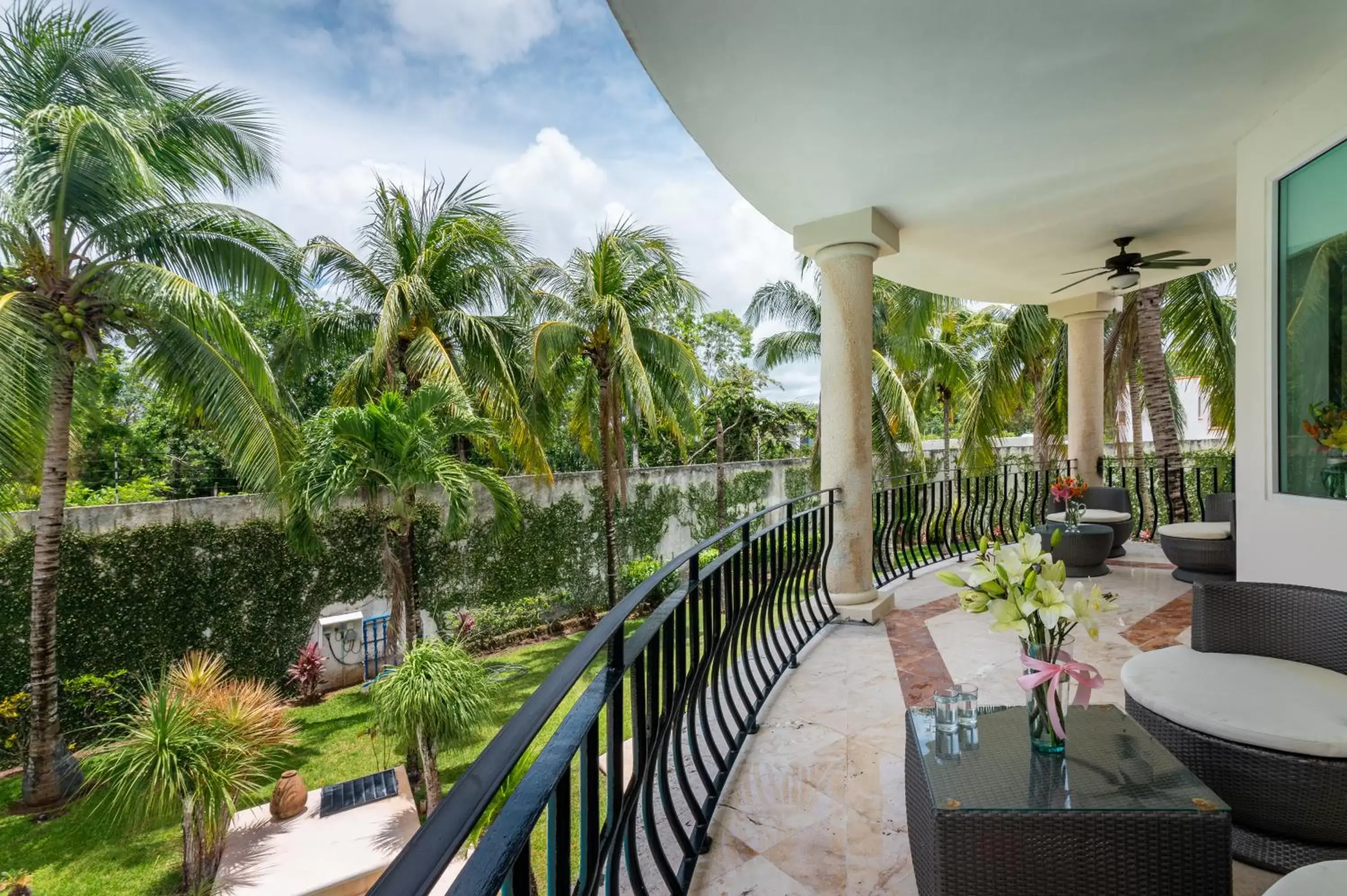 Balcony/Terrace in Villa Palmeras