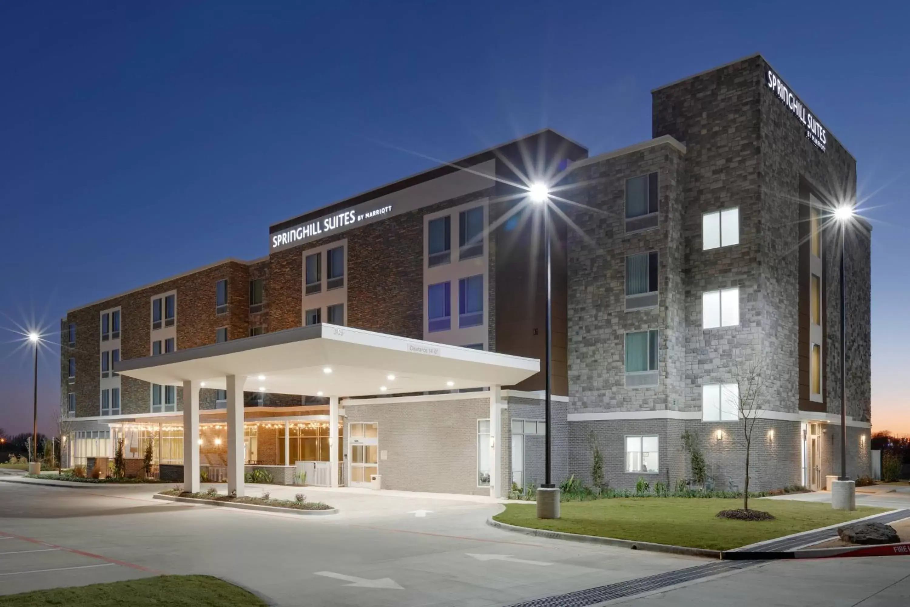 Property Building in SpringHill Suites by Marriott Dallas Mansfield