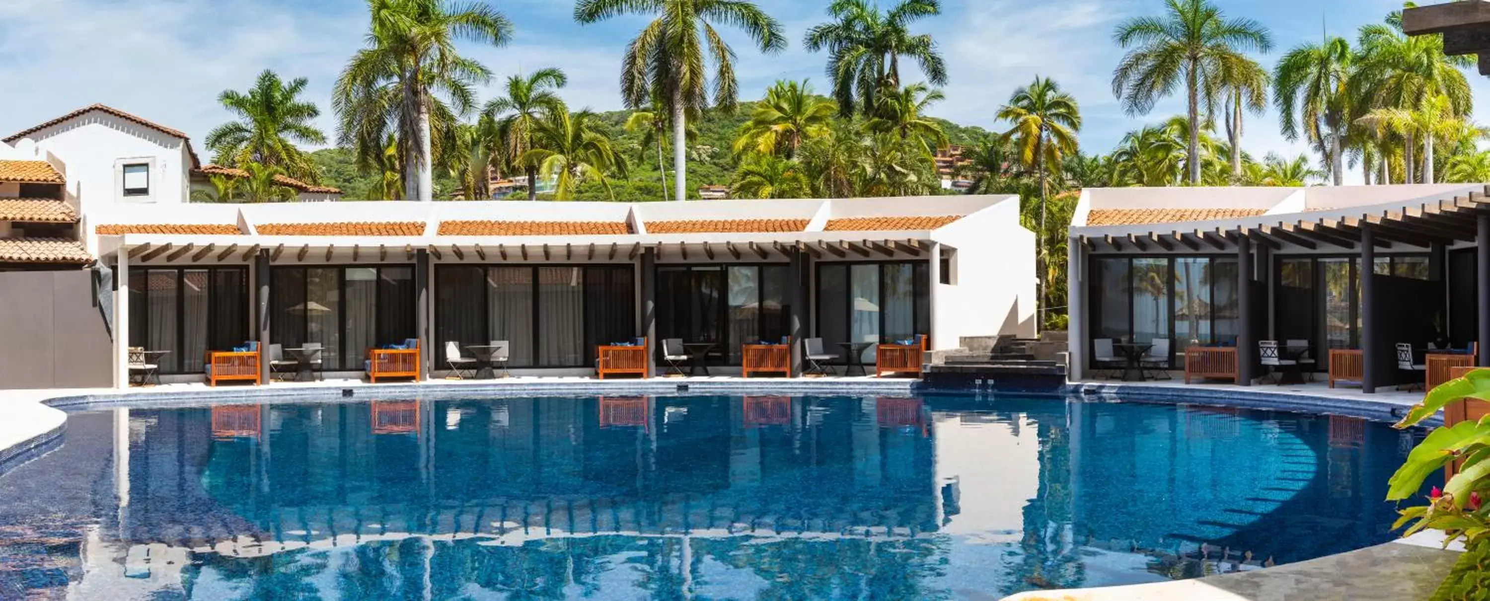 Suite - Swim Up in Thompson Zihuatanejo, a Beach Resort, part of Hyatt