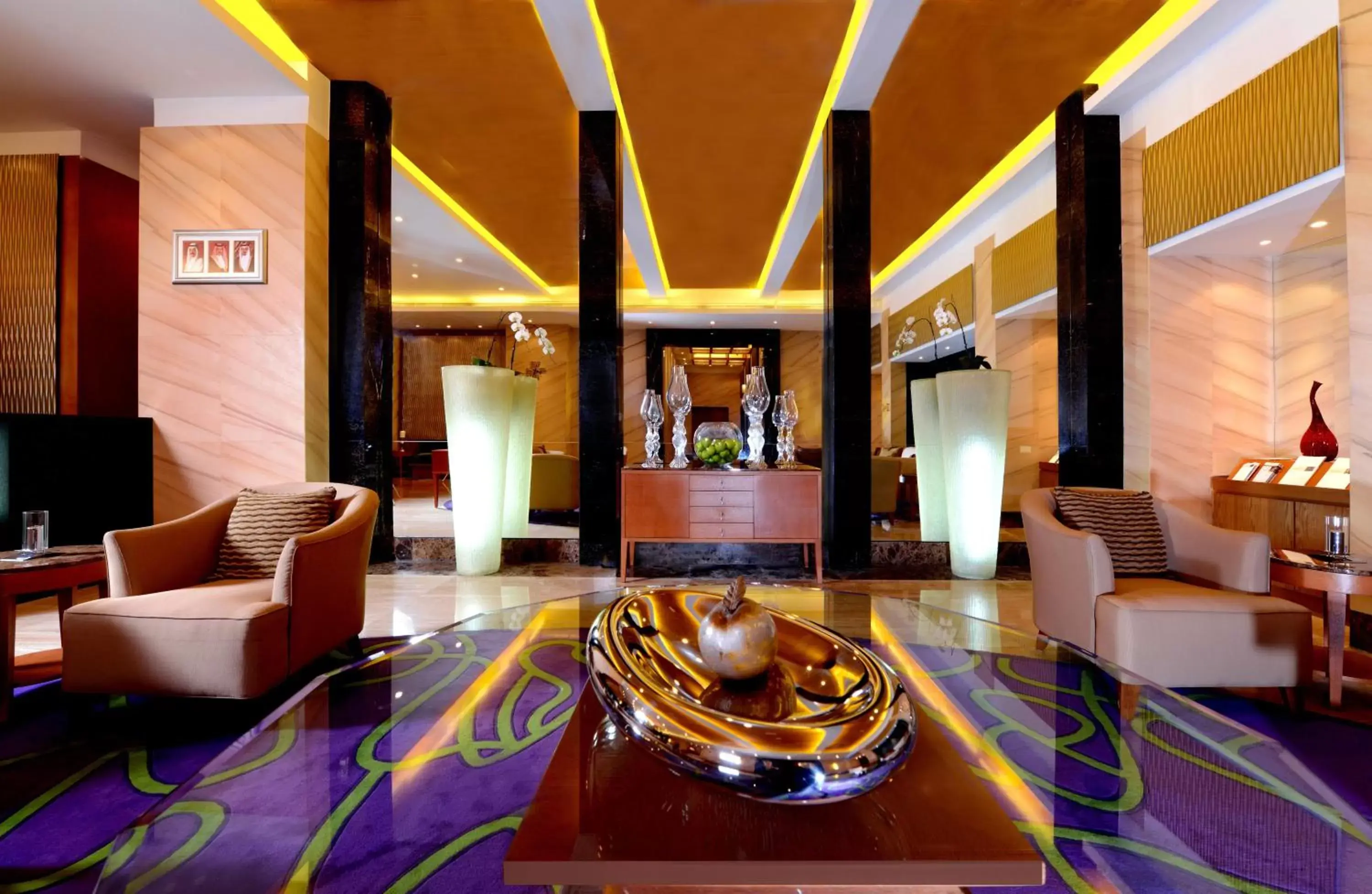 Lobby or reception in Fraser Suites Seef Bahrain