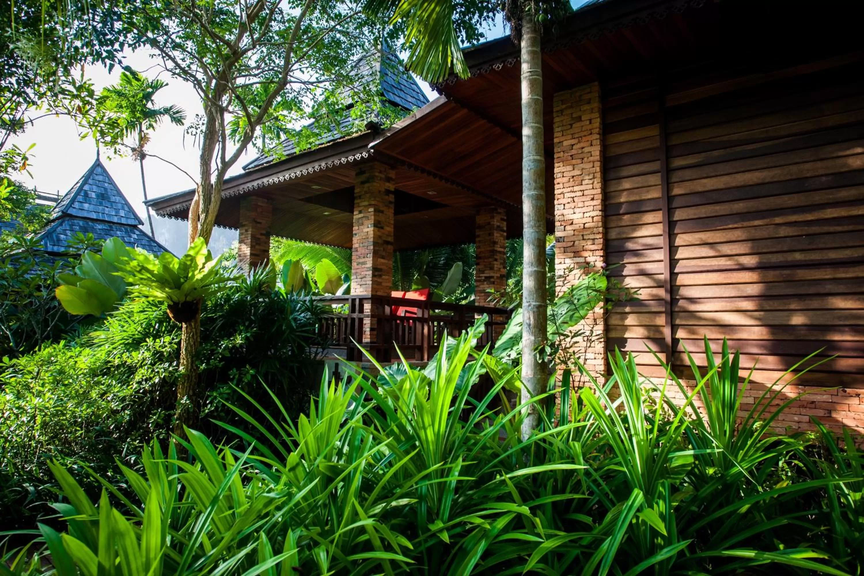 Facade/entrance in Aonang Phu Pi Maan Resort & Spa