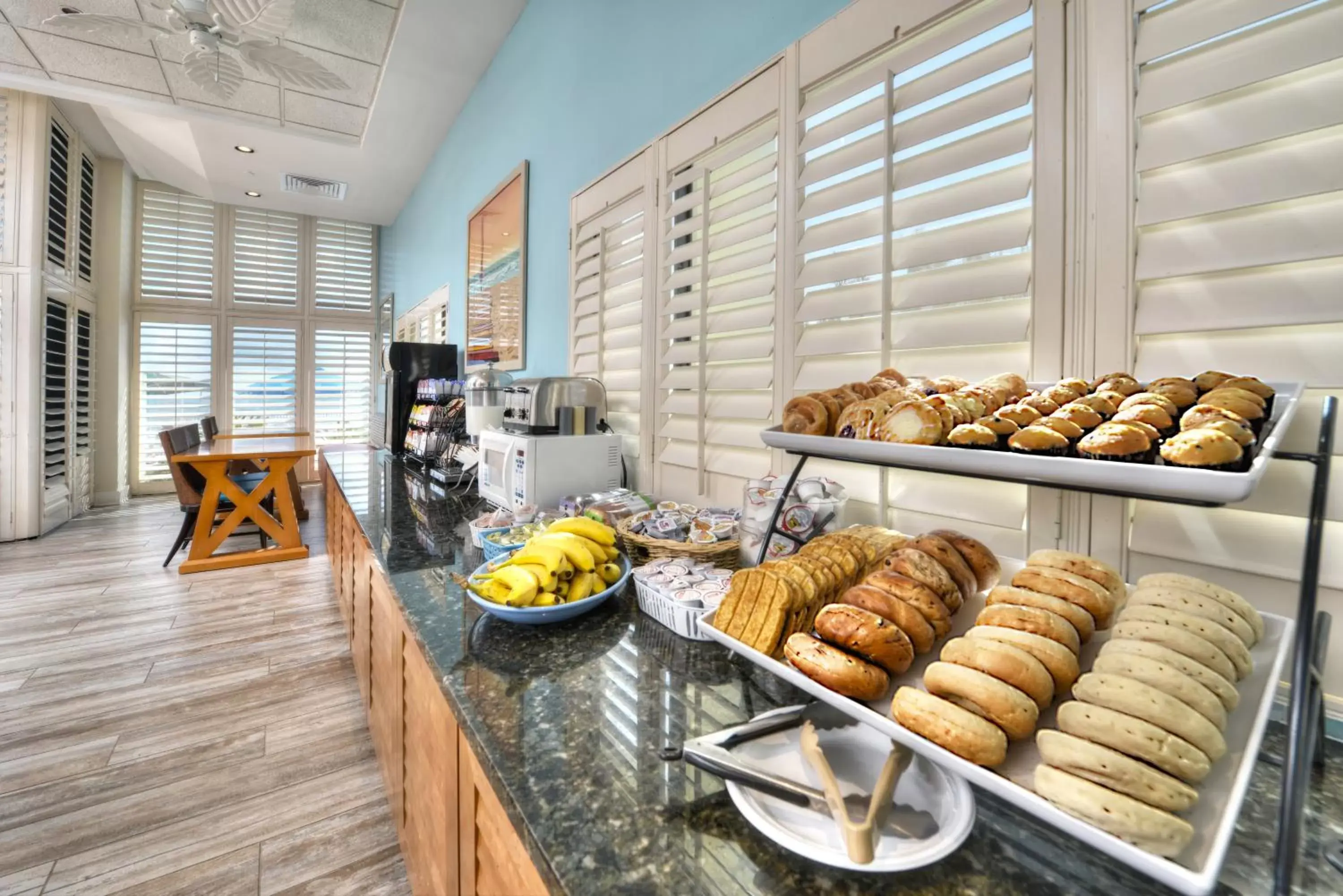 Continental breakfast, Food in Bahama House - Daytona Beach Shores