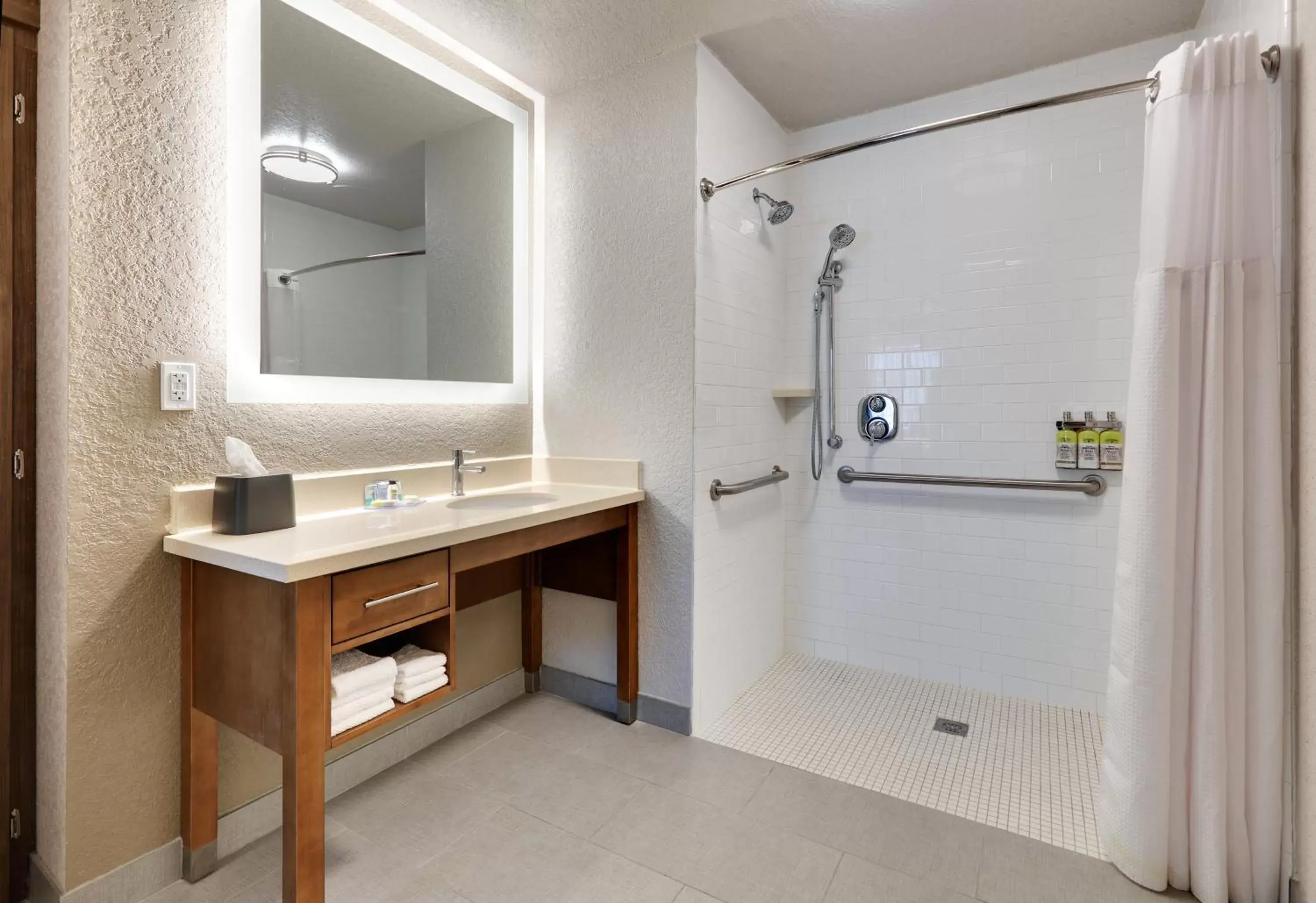 Photo of the whole room, Bathroom in Staybridge Suites - San Antonio - Schertz, an IHG Hotel