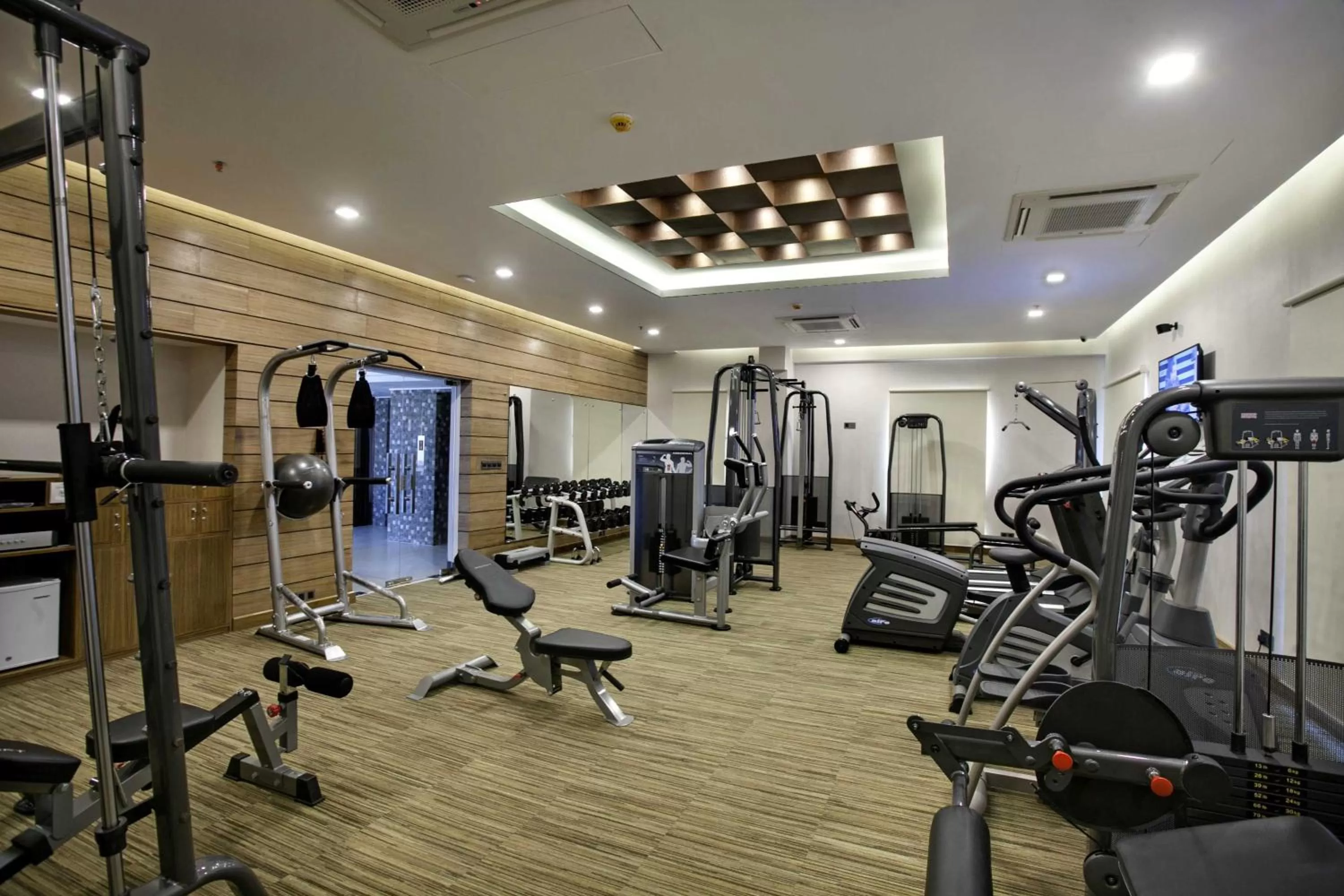 Fitness centre/facilities in Platinum Grand