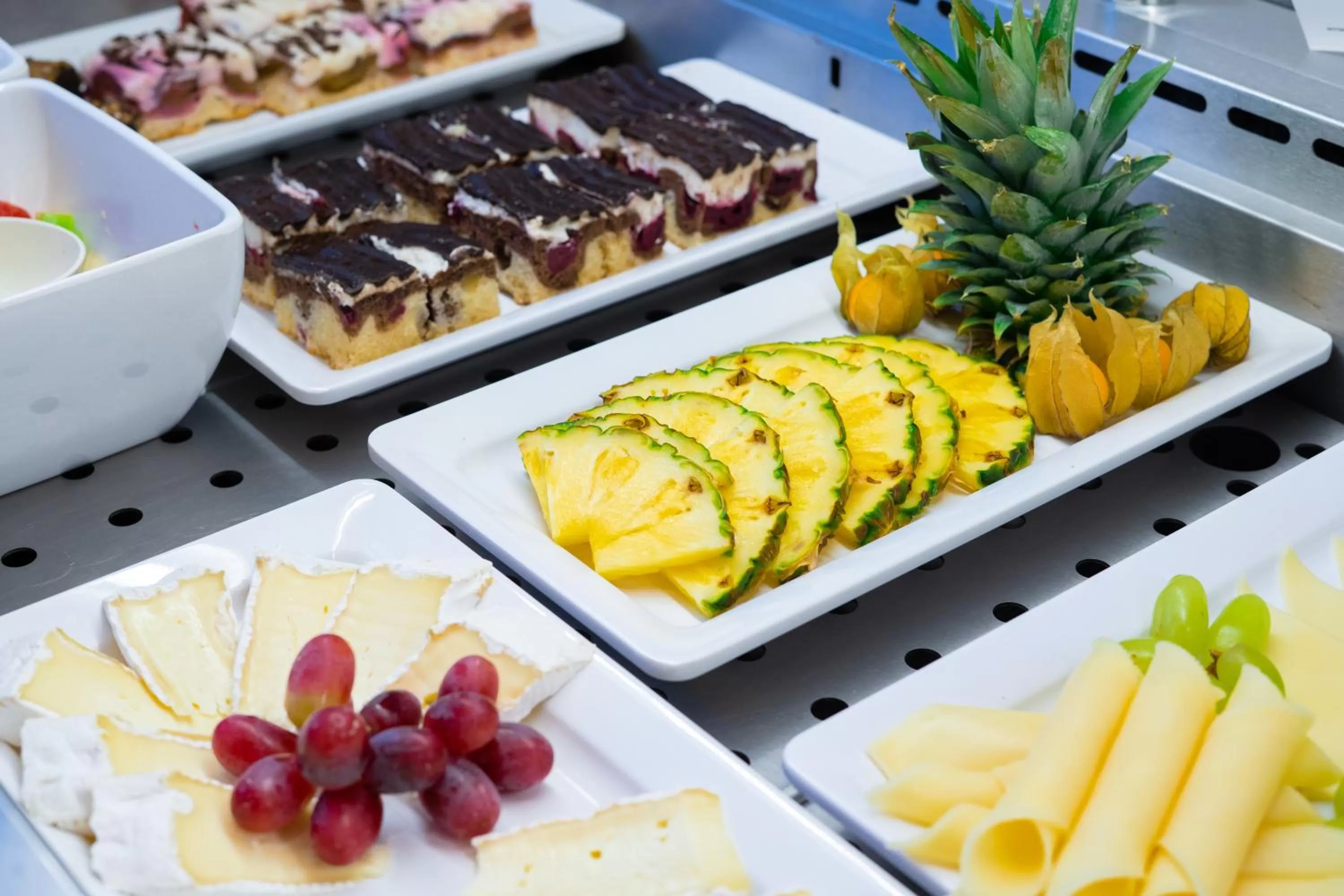 Buffet breakfast in Taste Hotel Hockenheim