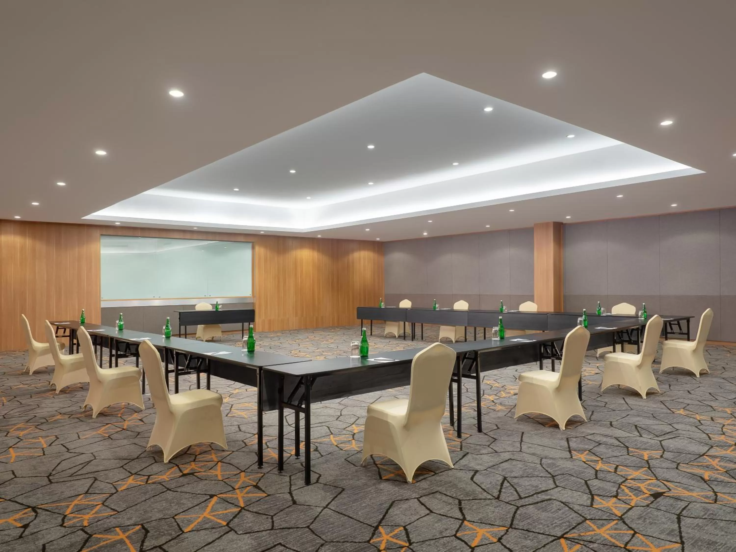 Banquet/Function facilities in AIHO Hotel Medan