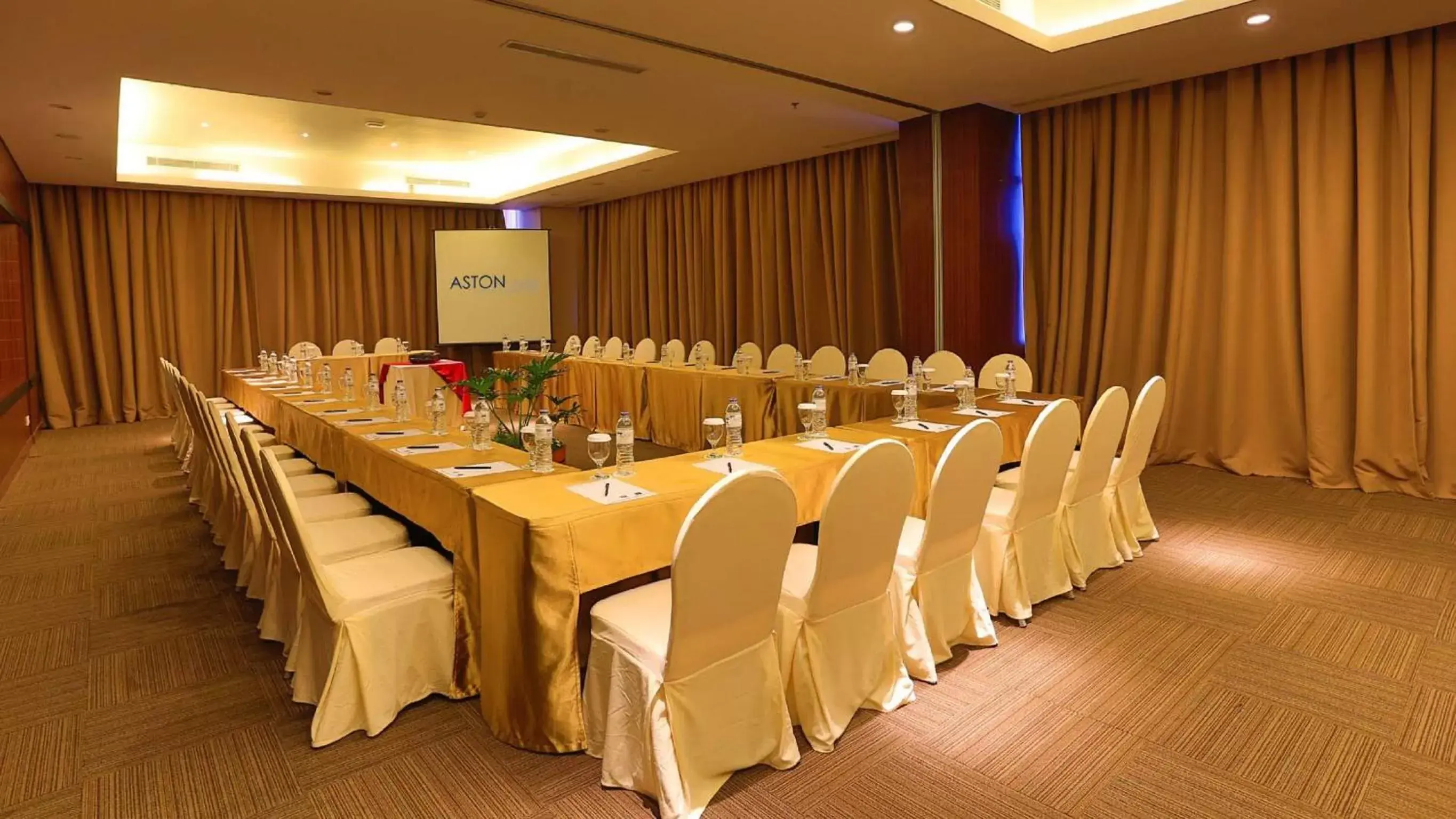 Meeting/conference room in ASTON Jambi Hotel & Conference Center