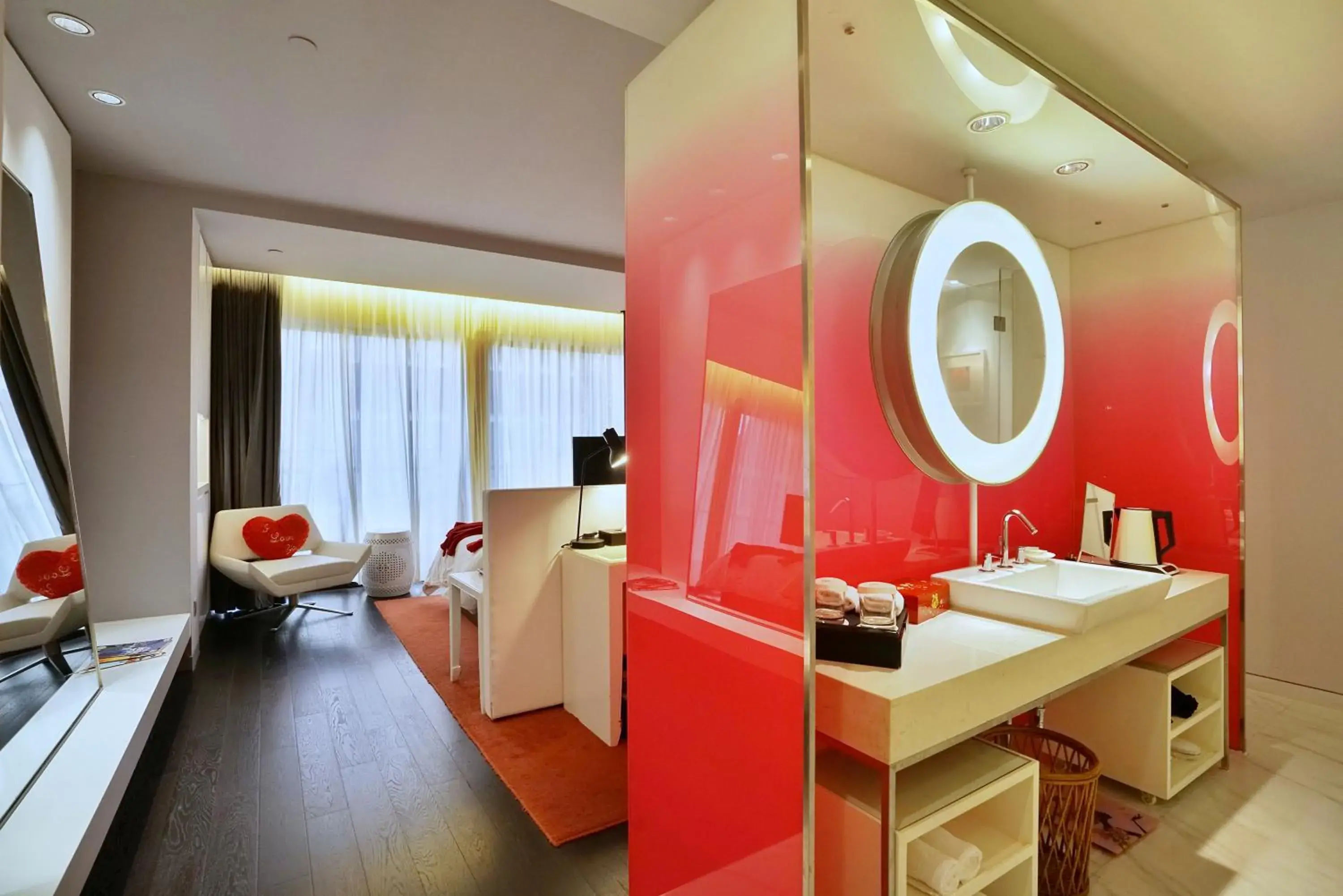 Photo of the whole room in Metropolo Classiq Dahua Hotel Shanghai Jingan