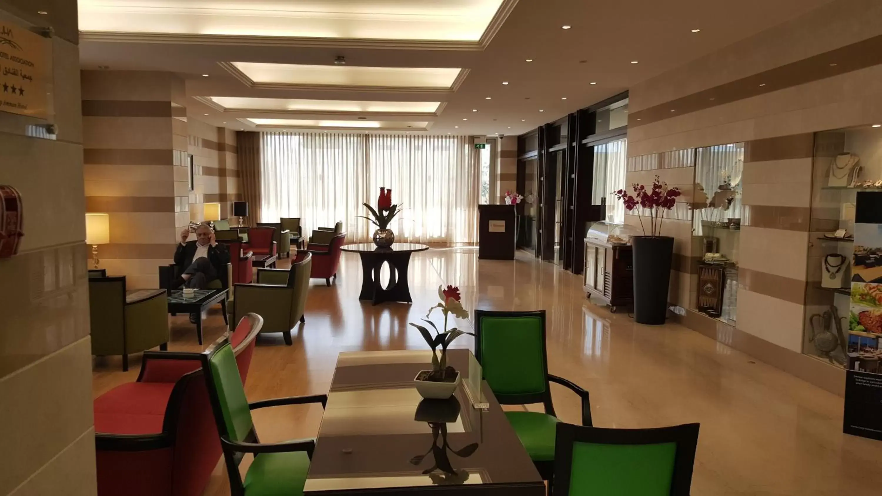 Lobby or reception, Restaurant/Places to Eat in Corp Amman Hotel