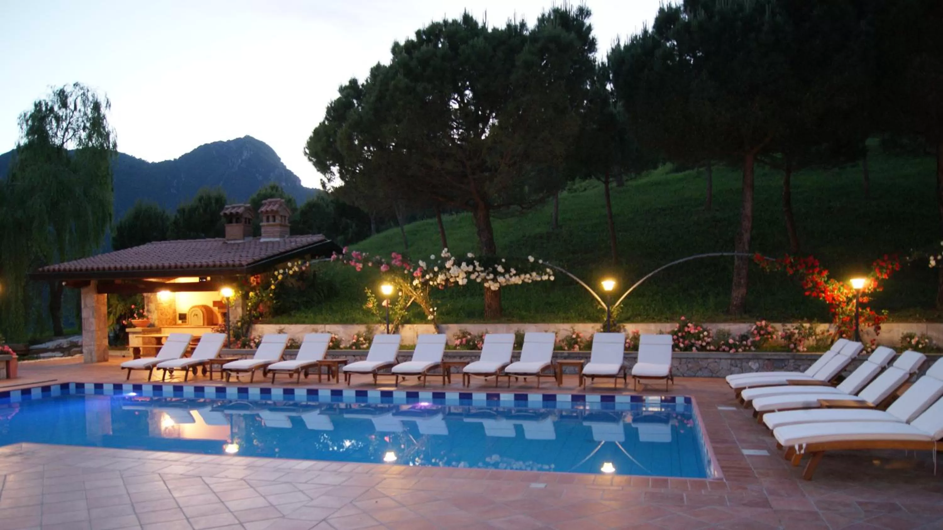 Swimming pool in Resort Ninfea San Pellegrino Terme