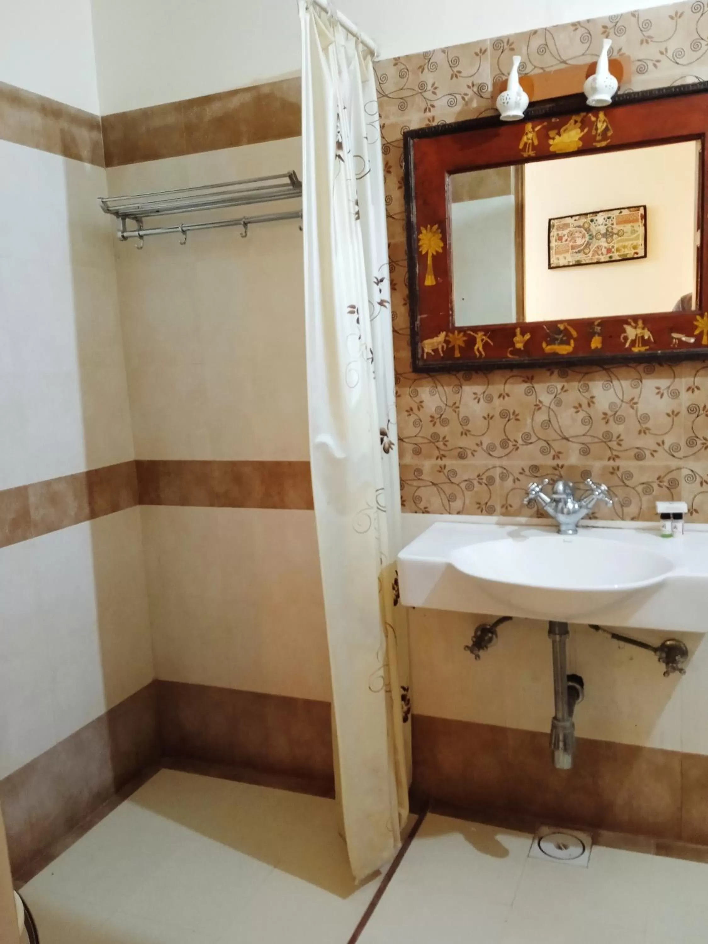 Bathroom in Rigmor haveli