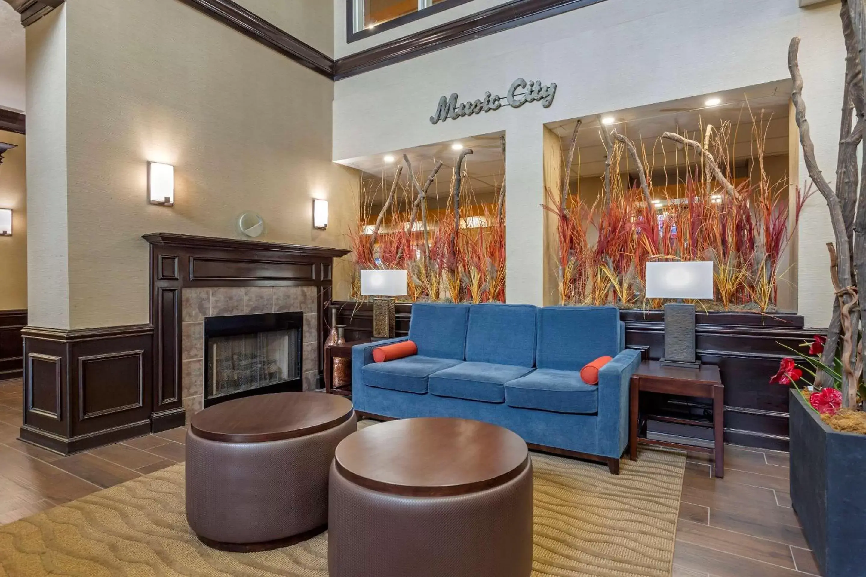 Lobby or reception in Comfort Suites At Rivergate Mall