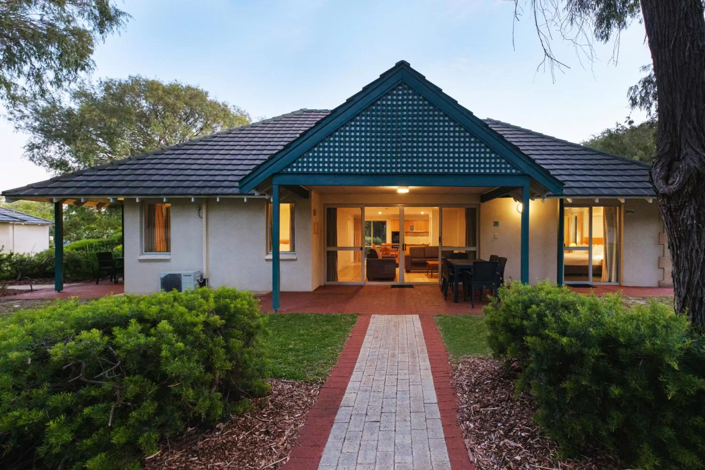 Property Building in Bayview Geographe Resort Busselton