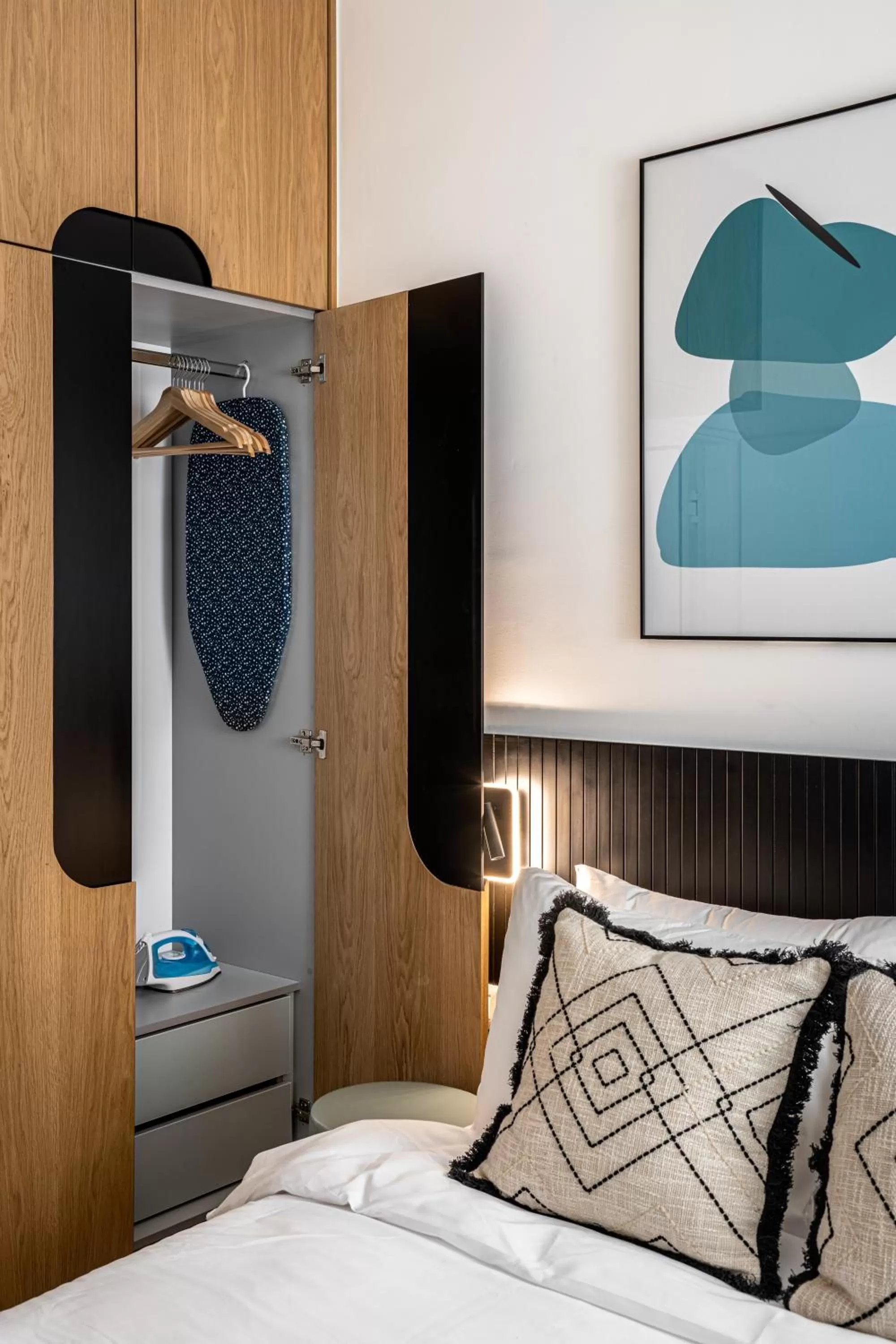 Bed in Mate GEORGE - By HOMY