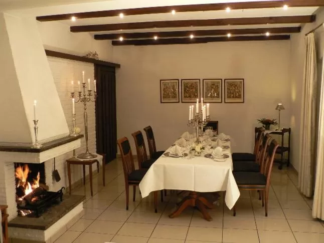 Dining area in Waldhaus an de Miälkwellen