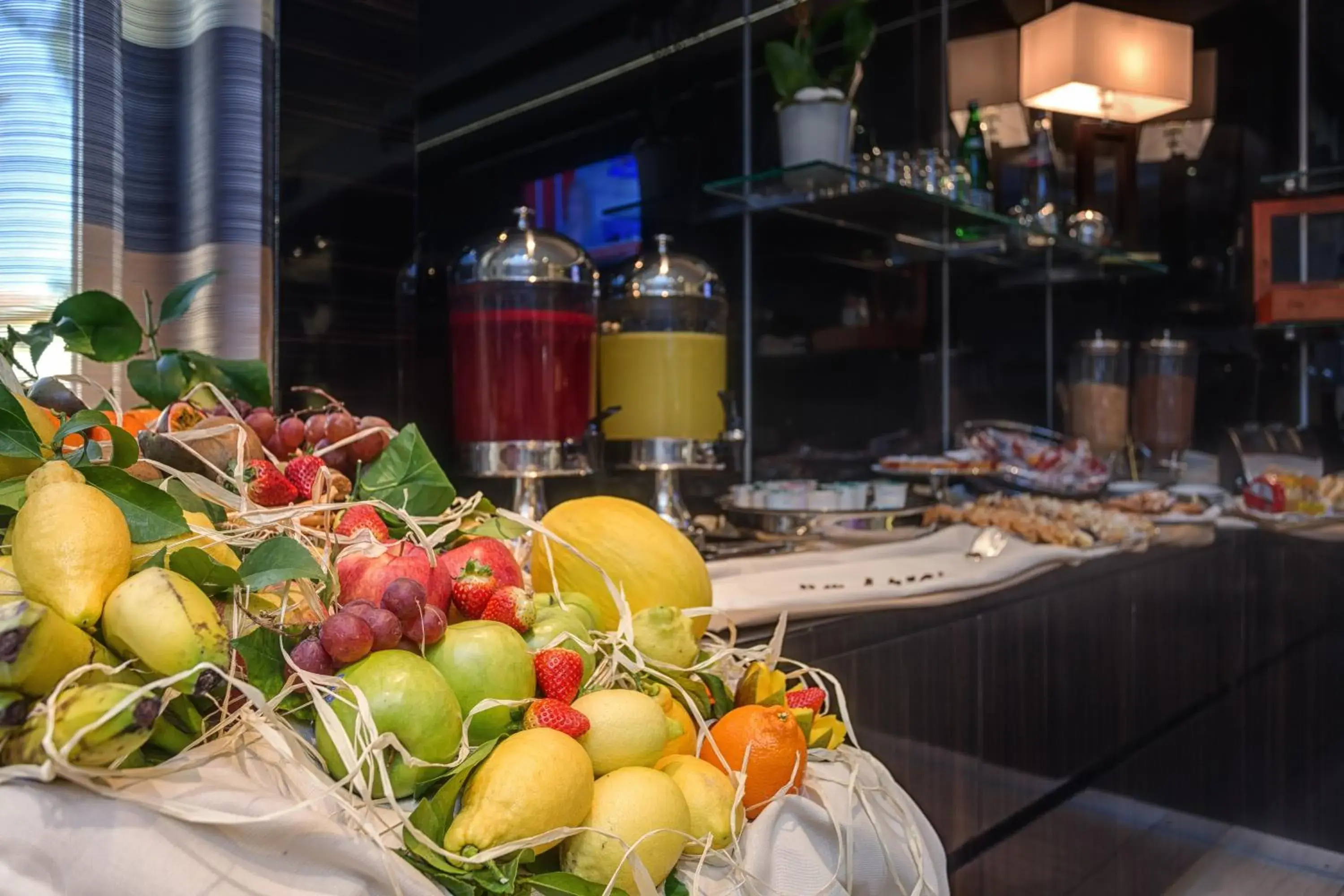 Food and drinks in Quality Hotel Green Palace Food and drinks in Quality Hotel Green Palace