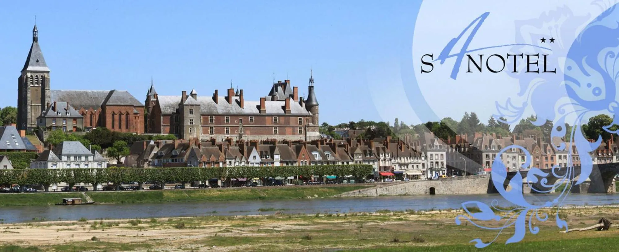 River view, Property Building in Hôtel Sanotel