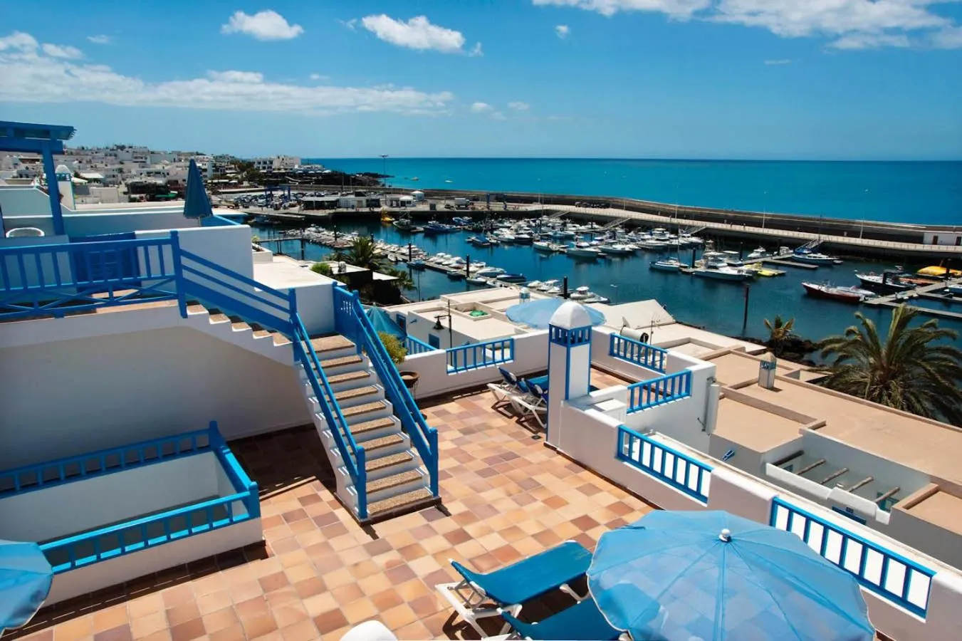 Property building in Apartamentos Agua Marina