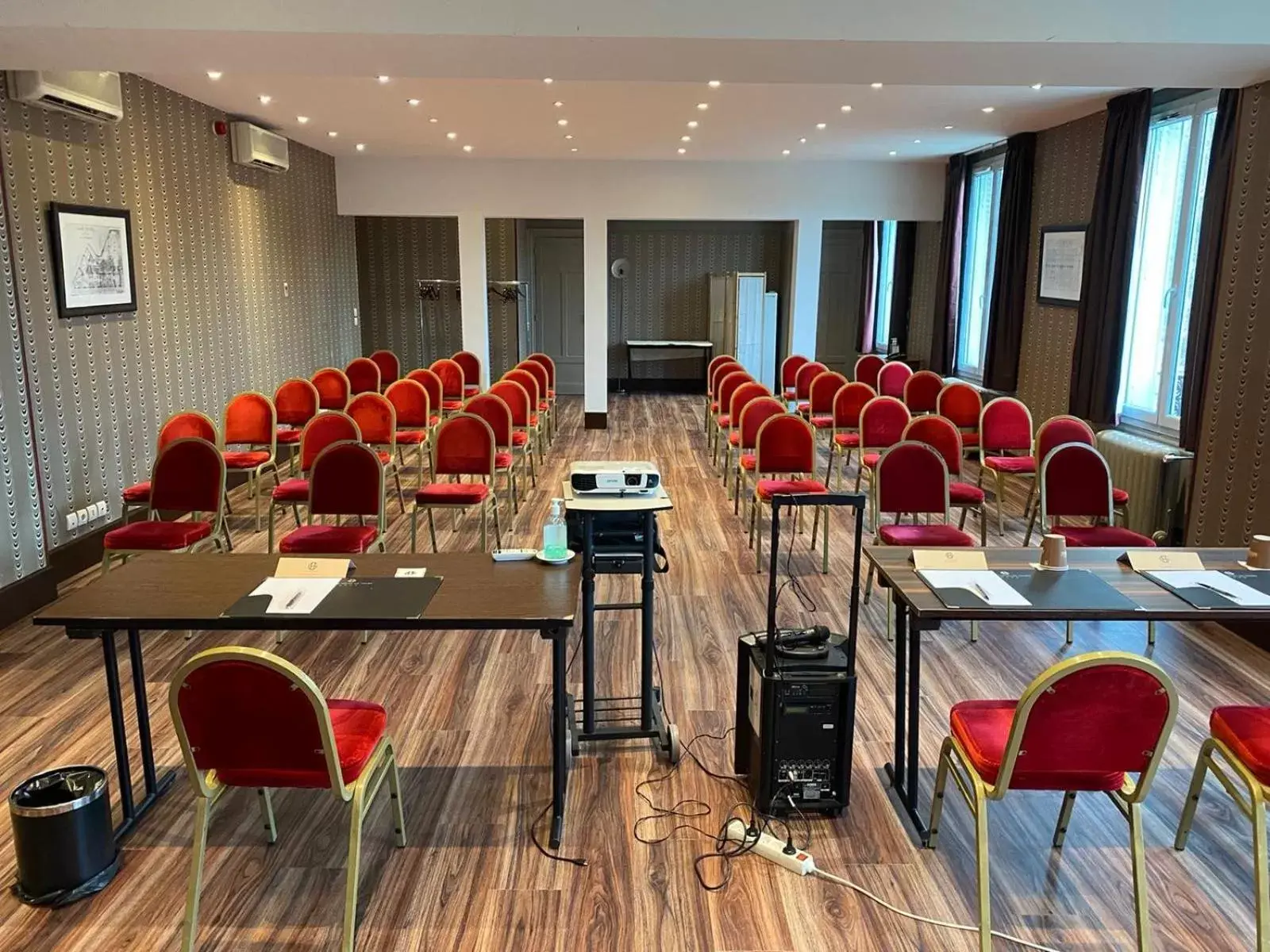 Meeting/conference room in Le Grand Hotel