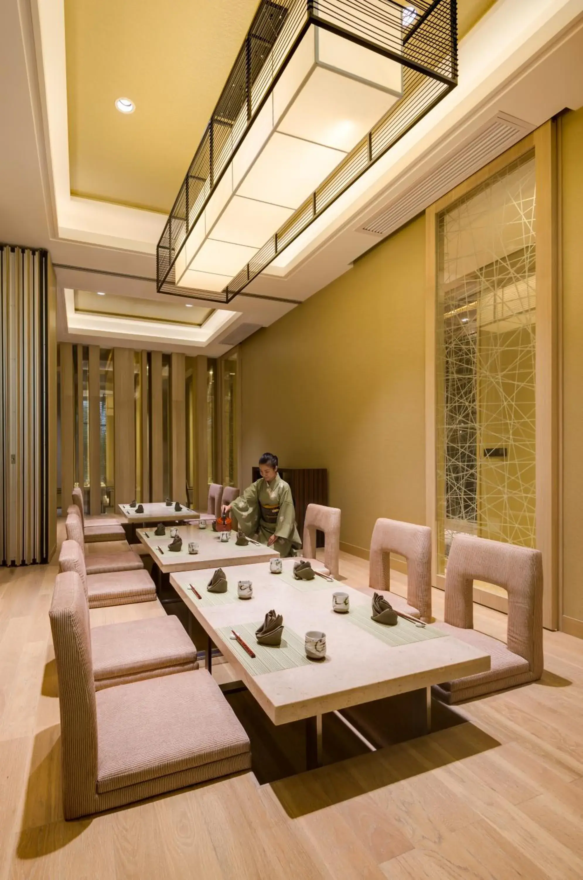 Restaurant/places to eat, Business Area/Conference Room in Hotel Nikko Guangzhou