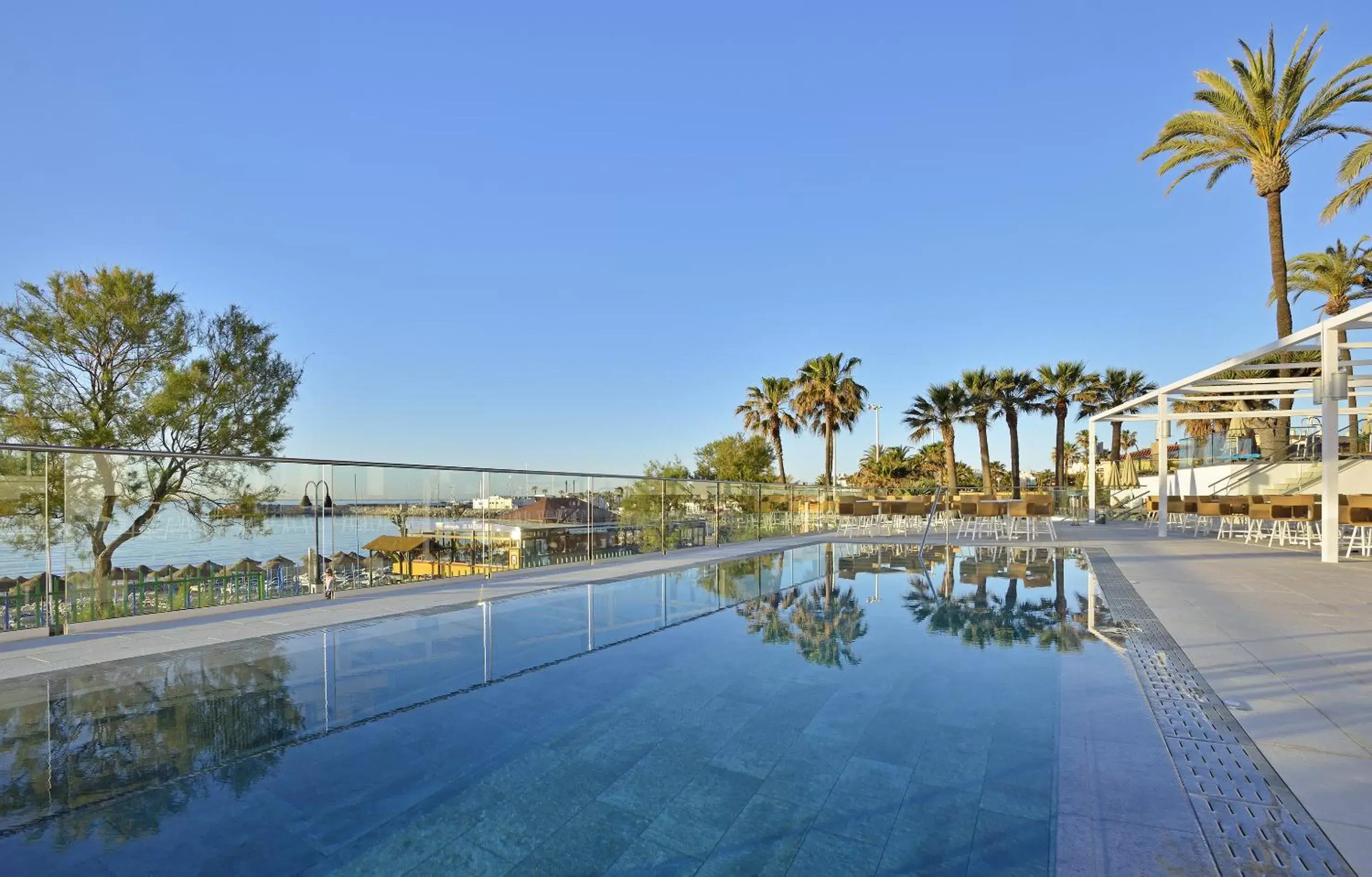 Swimming Pool in Hotel Ocean House Costa del Sol, Affiliated by Meliá