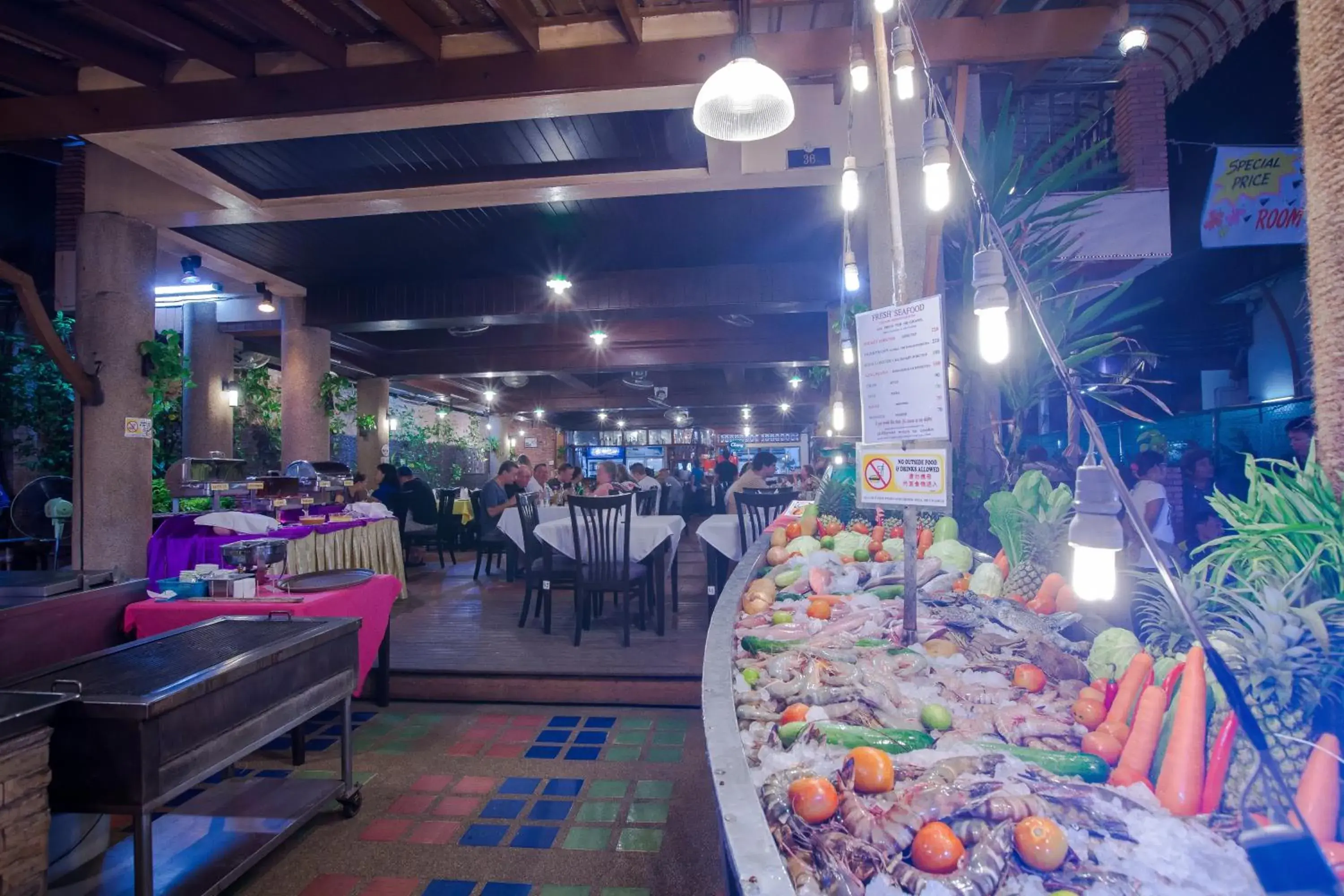 Restaurant/places to eat in Kata Poolside Resort SHA Extra Plus Restaurant/places to eat in Kata Poolside Resort SHA Extra Plus