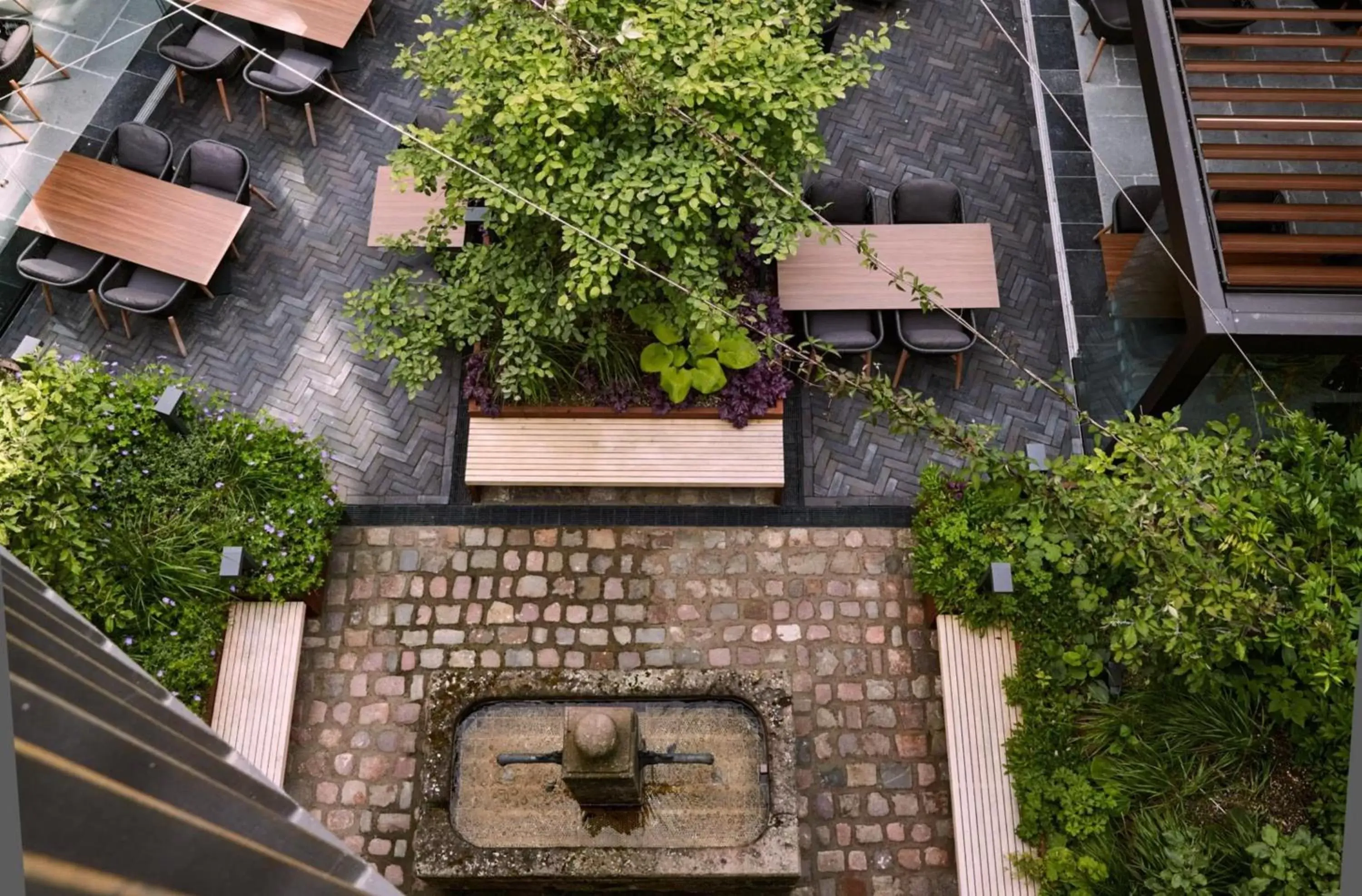 Property building in Holiday Inn - Osnabrück by IHG Property building in Holiday Inn - Osnabrück by IHG