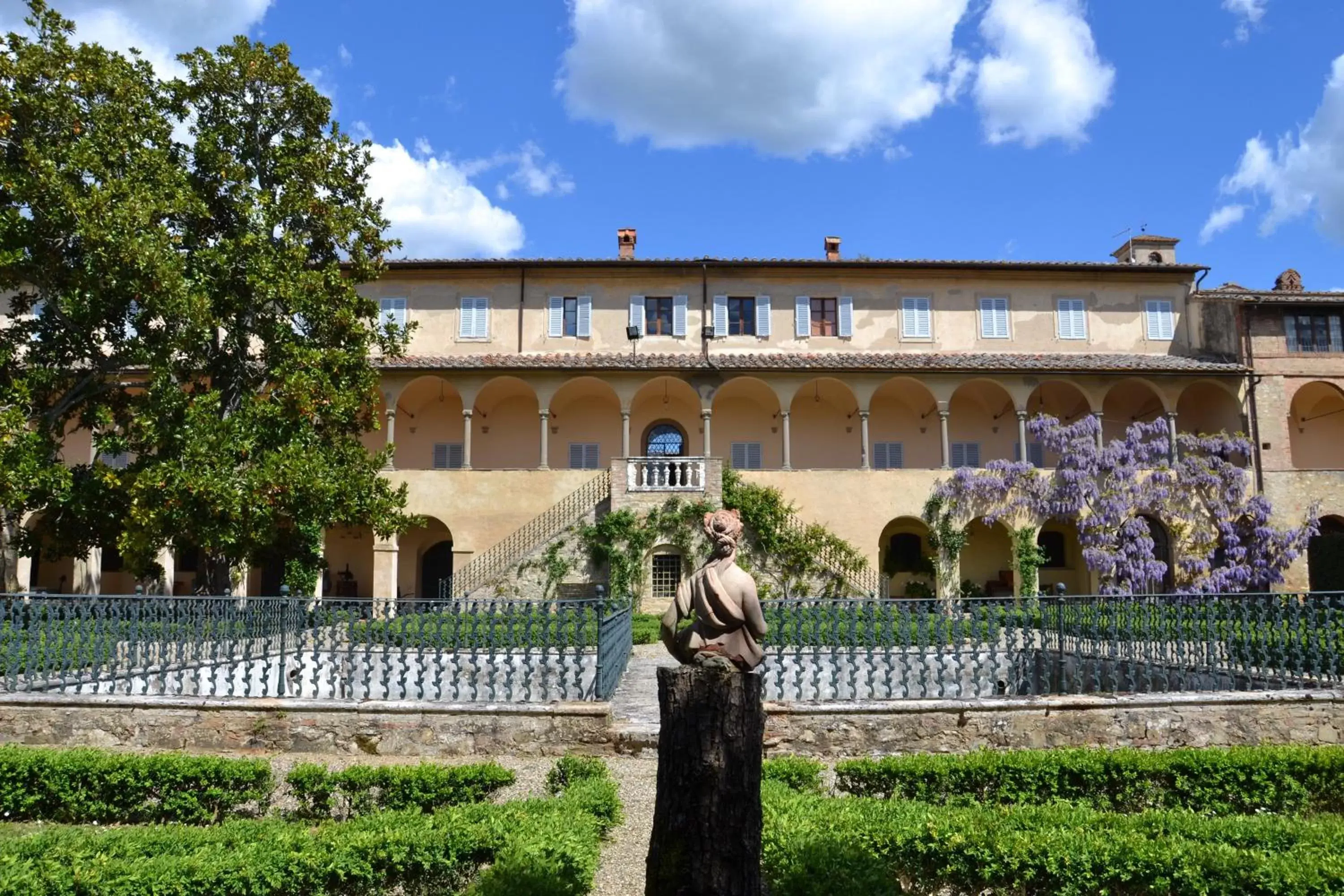 Property Building in Certosa di Pontignano Residenza d'Epoca