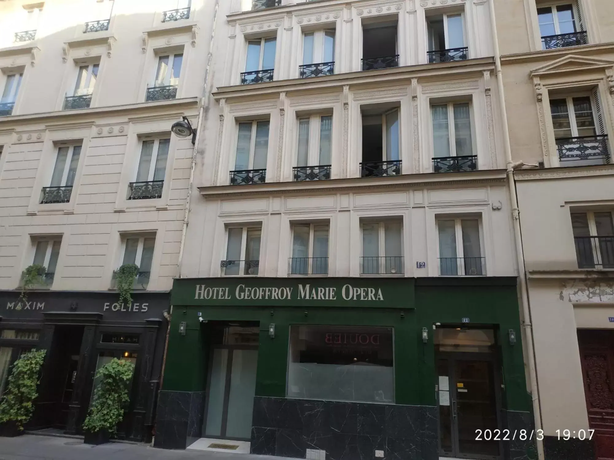 Property Building in Hotel Geoffroy Marie Opéra