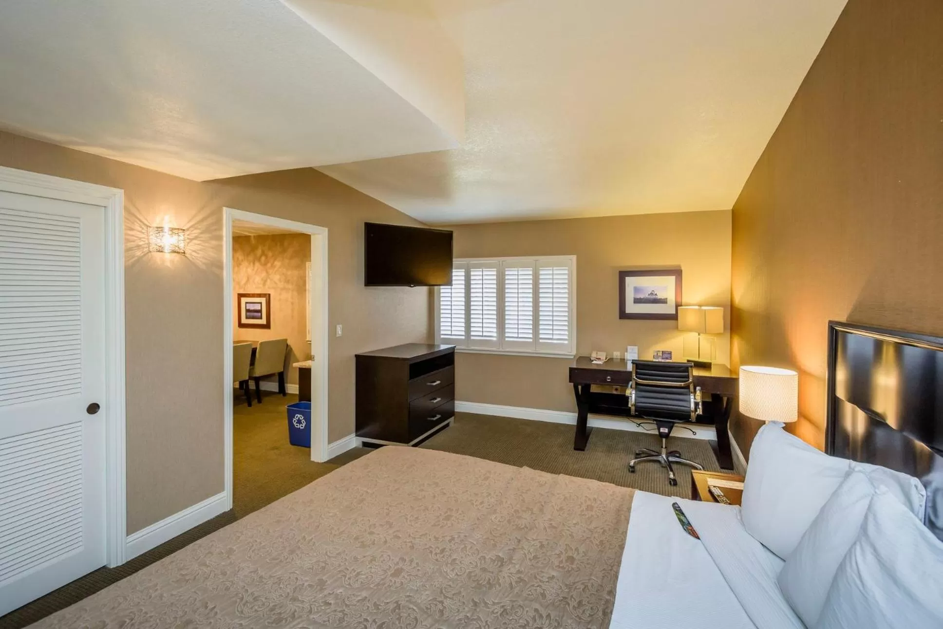 Bed in Lions Gate Hotel