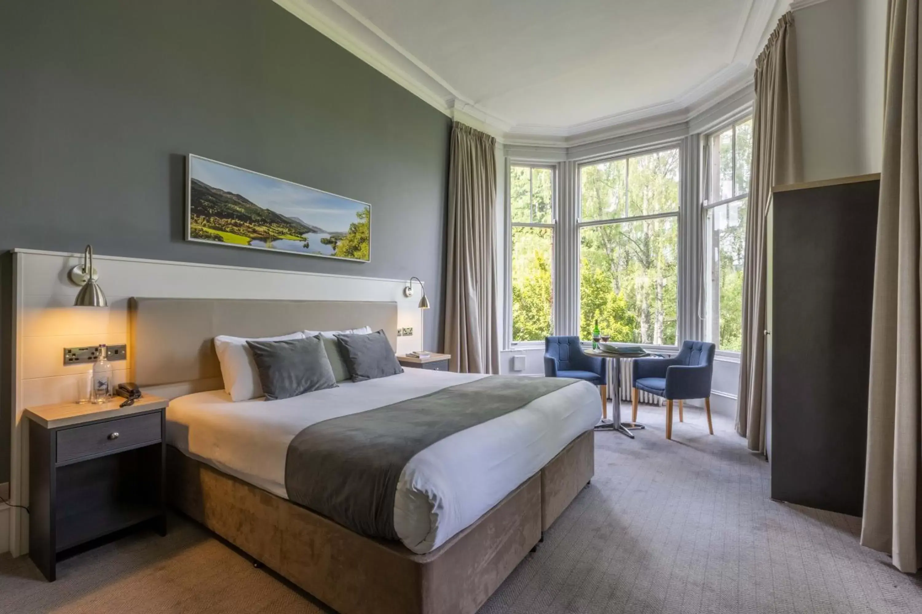 Photo of the whole room, Bed in The Pitlochry Hydro Hotel Photo of the whole room, Bed in The Pitlochry Hydro Hotel