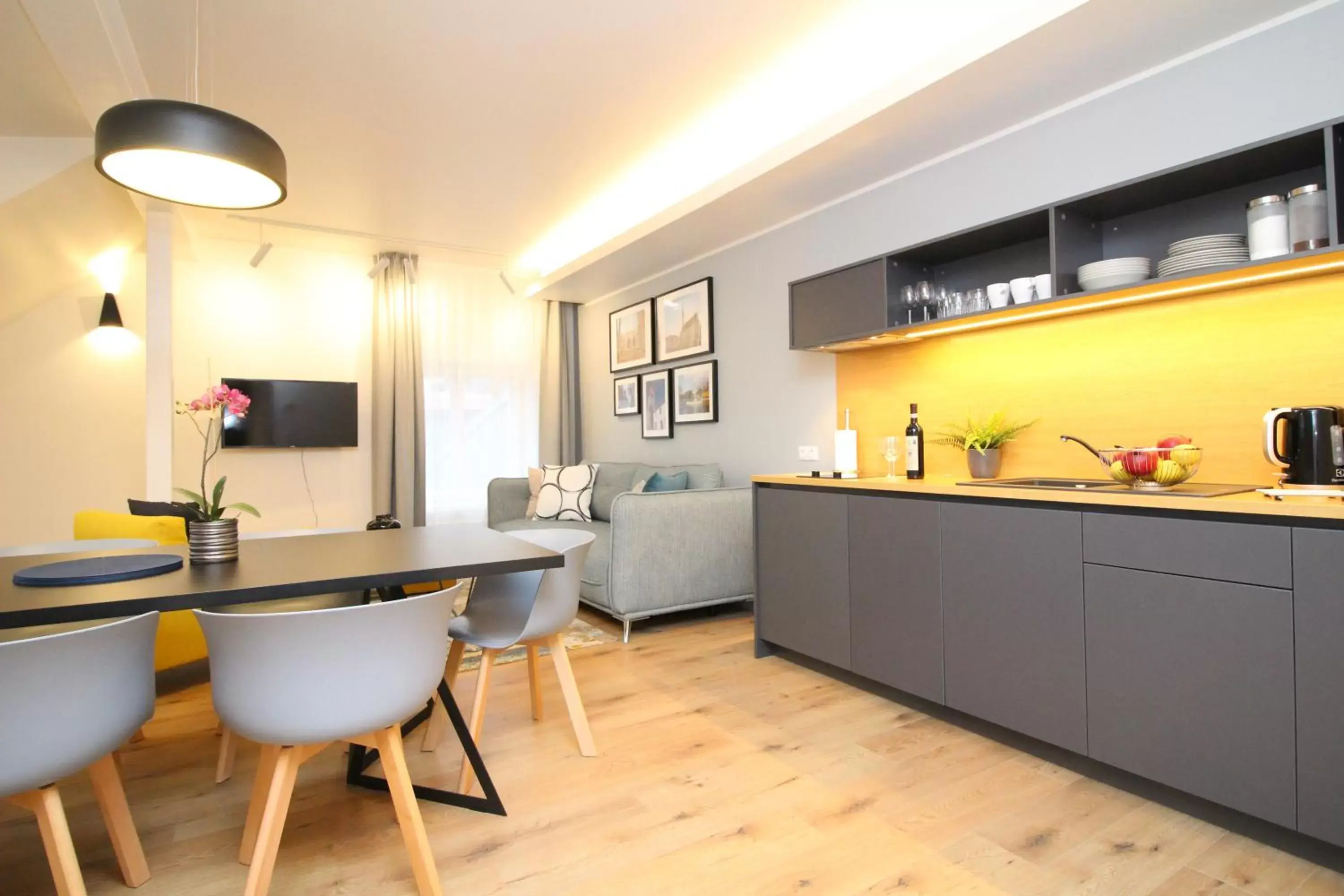 Living room in Tallinn City Apartments Old Town Suites Living room in Tallinn City Apartments Old Town Suites