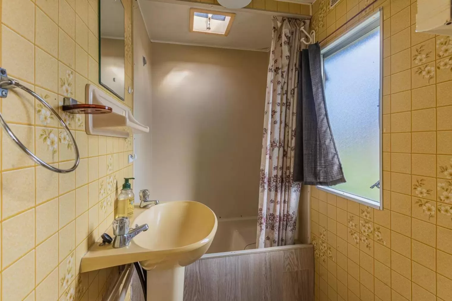 Shower, Bathroom in Chez Lionel & Mathéis , joignable au zéro6trente53cinquante60