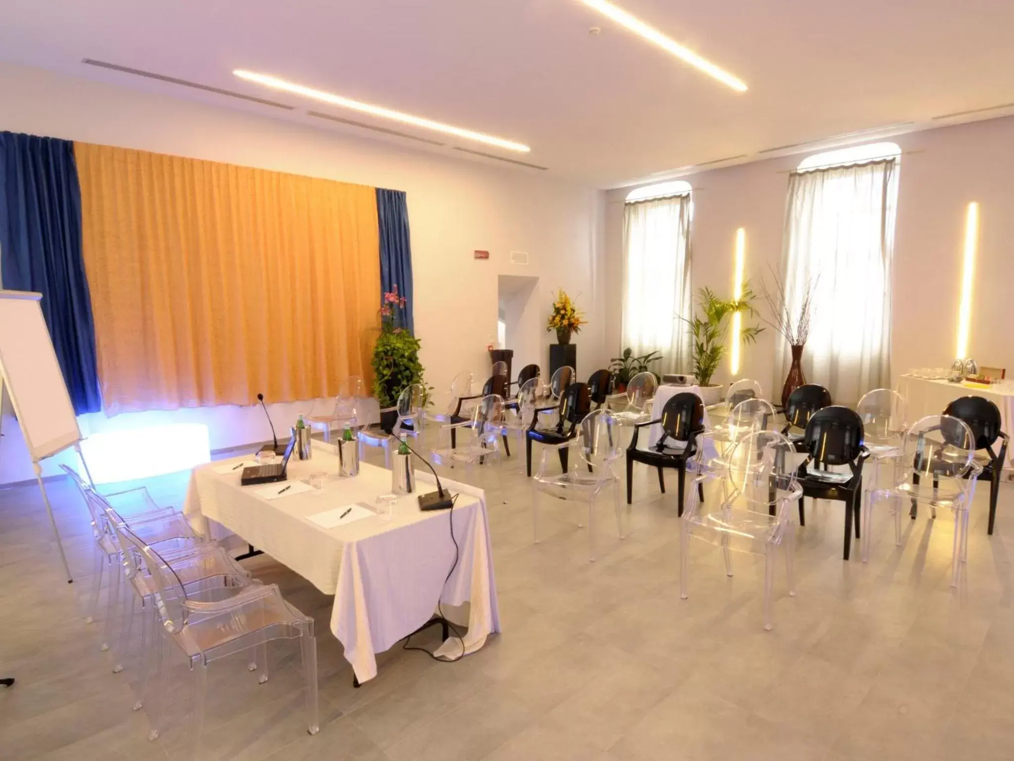 Meeting/conference room, Restaurant/Places to Eat in Montaldo Castle & Resort