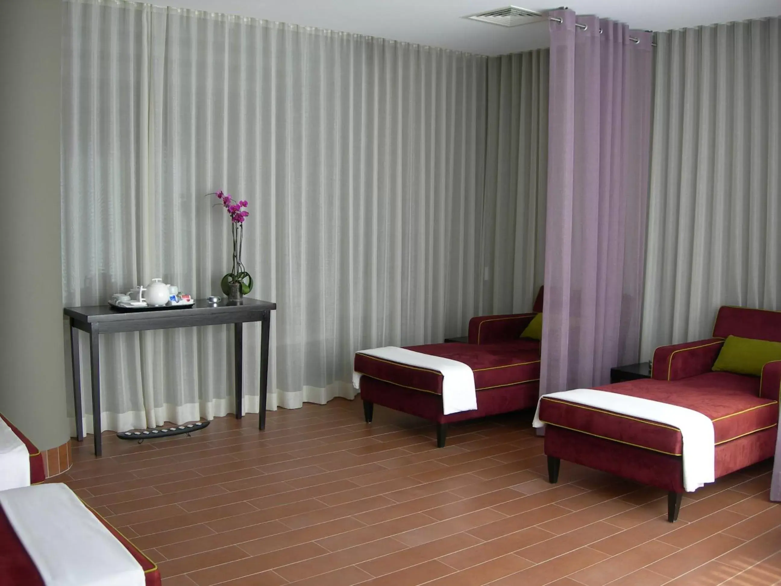 Spa and wellness centre/facilities, Bed in Pestana Promenade Ocean Resort Hotel