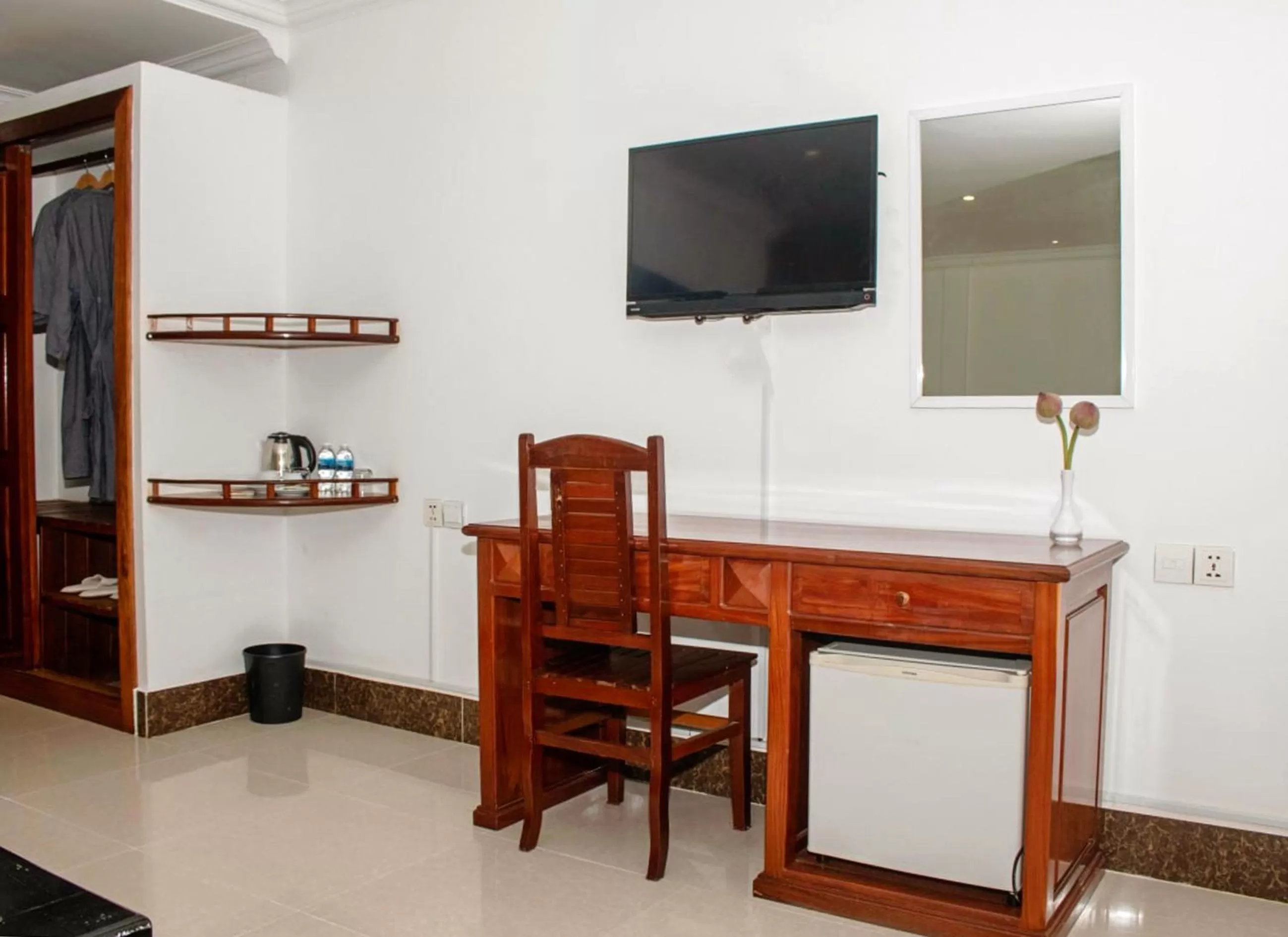 Communal lounge/ TV room in The Blanc Residence