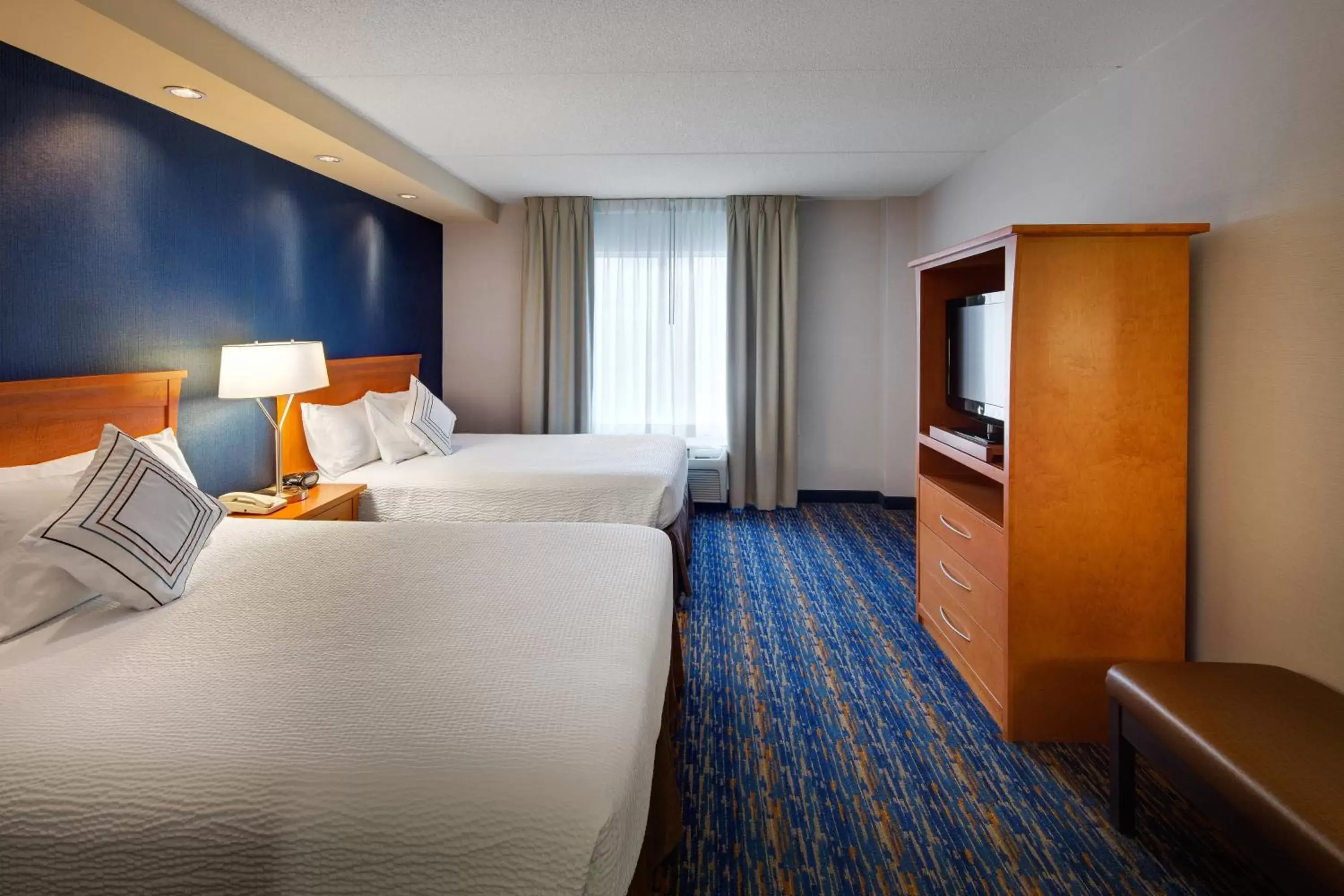 Bedroom, Bed in Fairfield Inn & Suites by Marriott Toronto Brampton