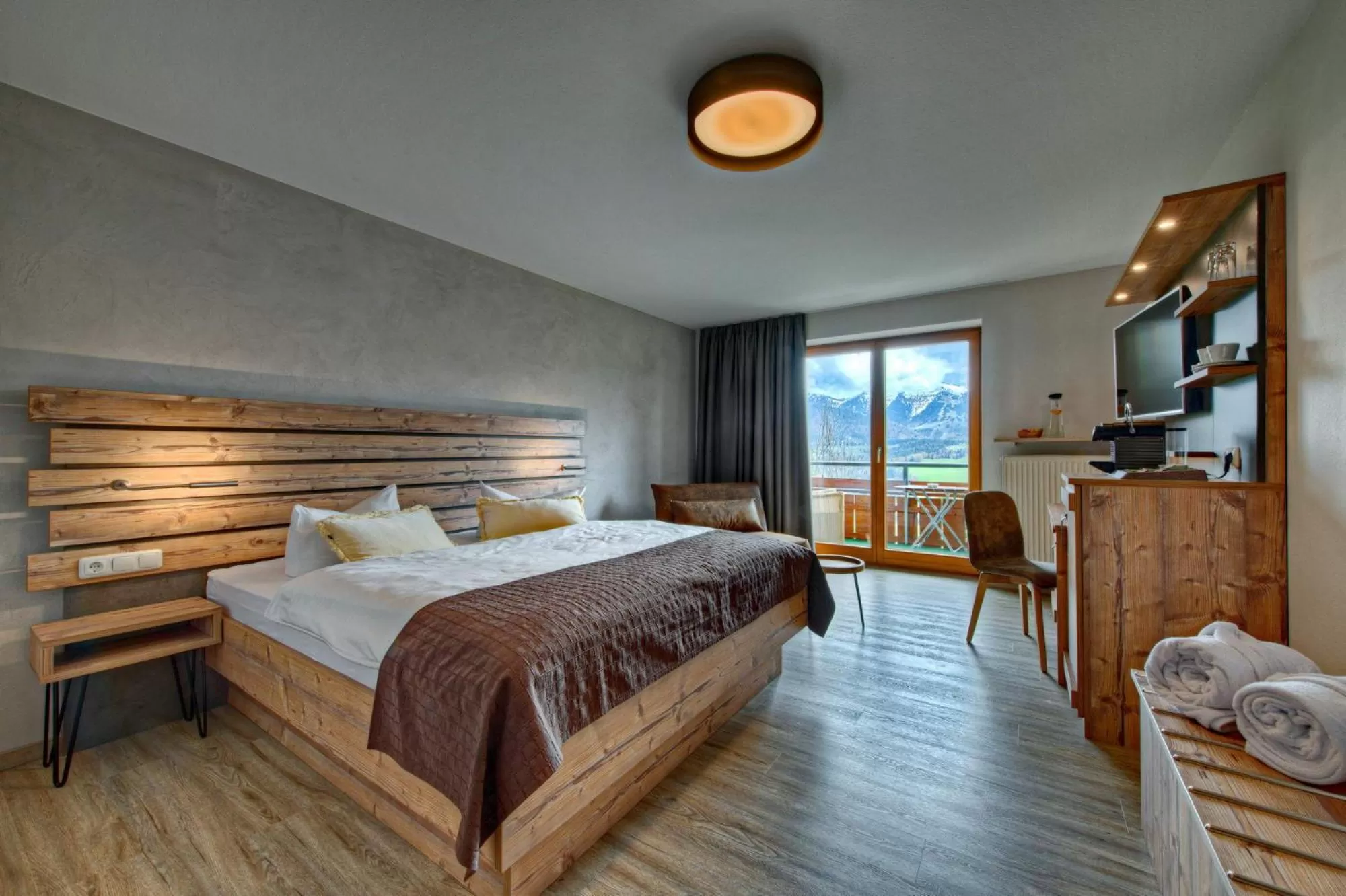Photo of the whole room, Bed in Allgäuer Panoramahotel