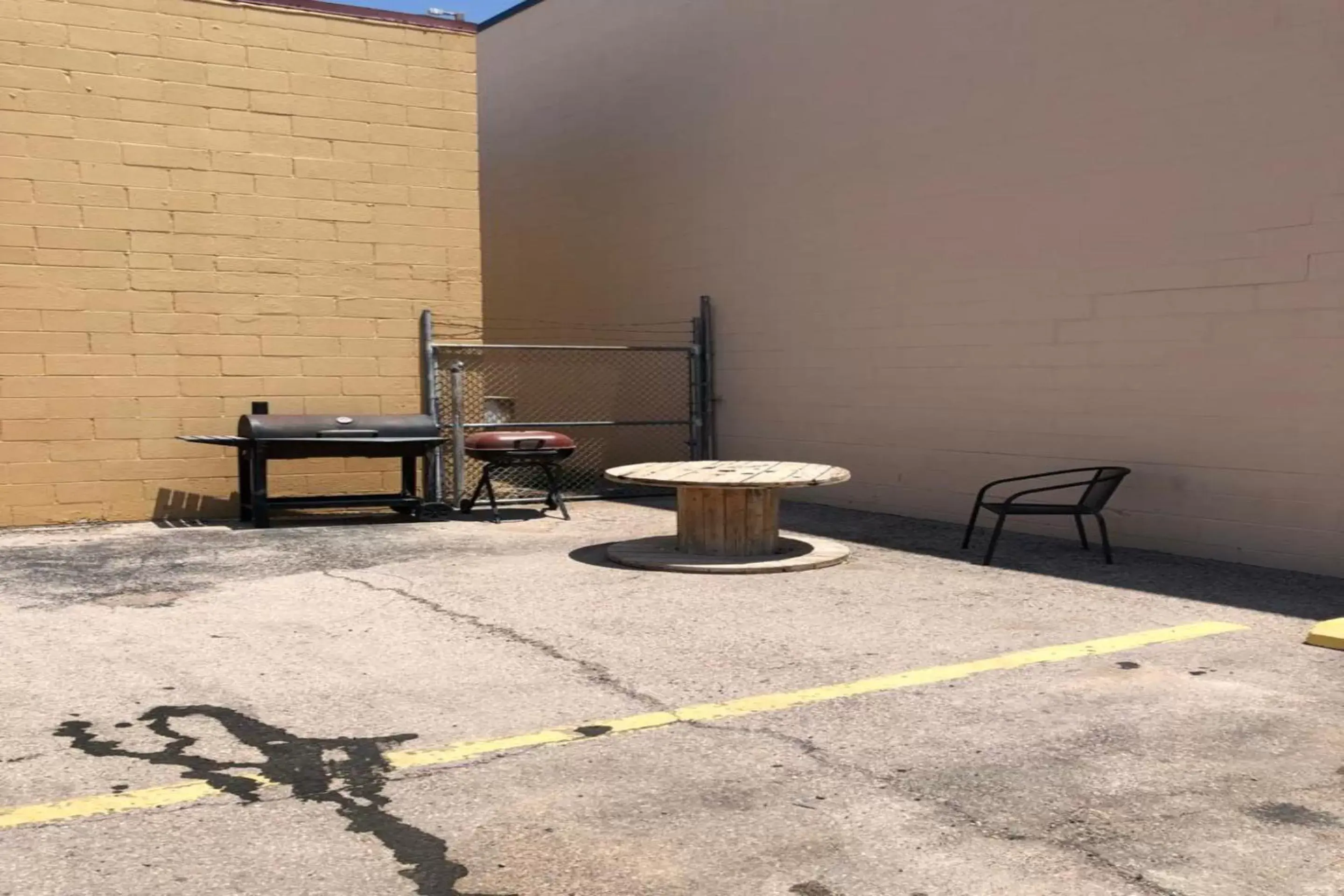 BBQ facilities in Oyo Hotel Odessa TX, East Business 20